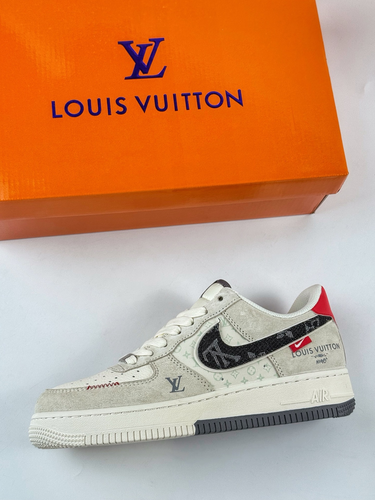 Nike Air Force 1 Low 07 x Louis Vuitton 棕白黑  MZ9588-806