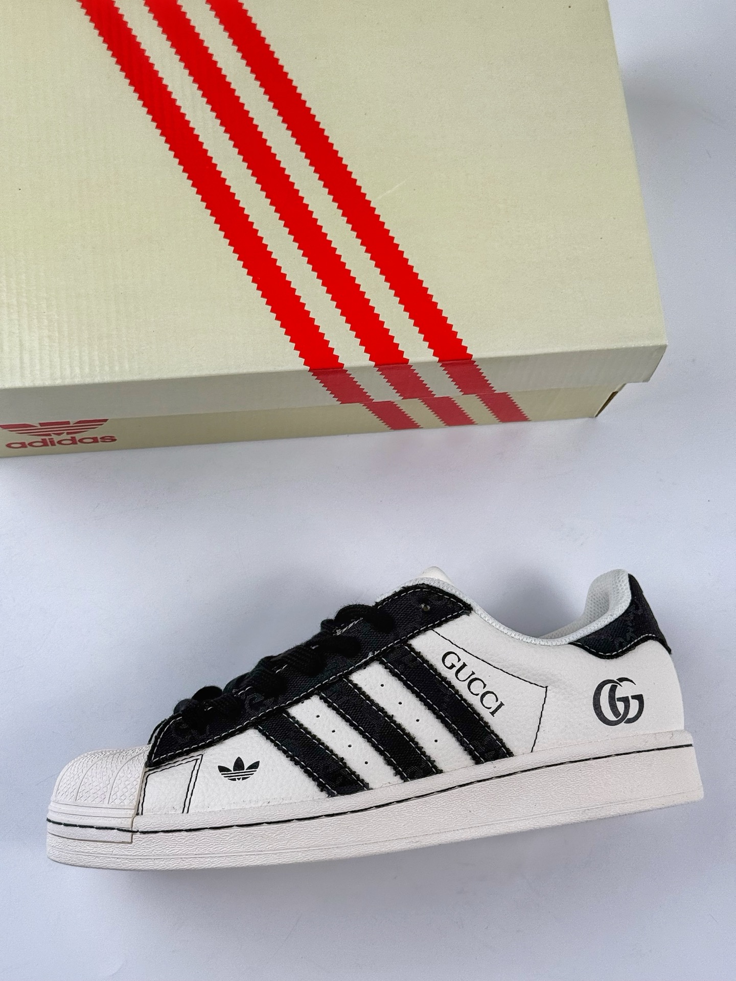 AD Originals Superstar x GUCCI 白黑  JY8922