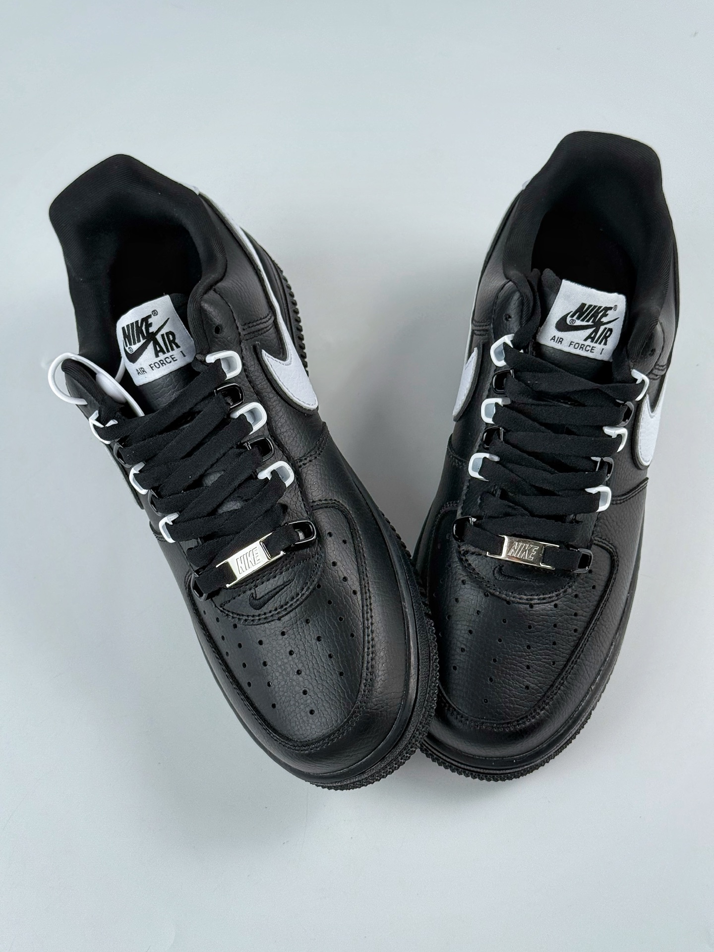 260 Nike Air Force 1 Low 07 黑银 3M反光版+牙刷配件 CQ0492-001