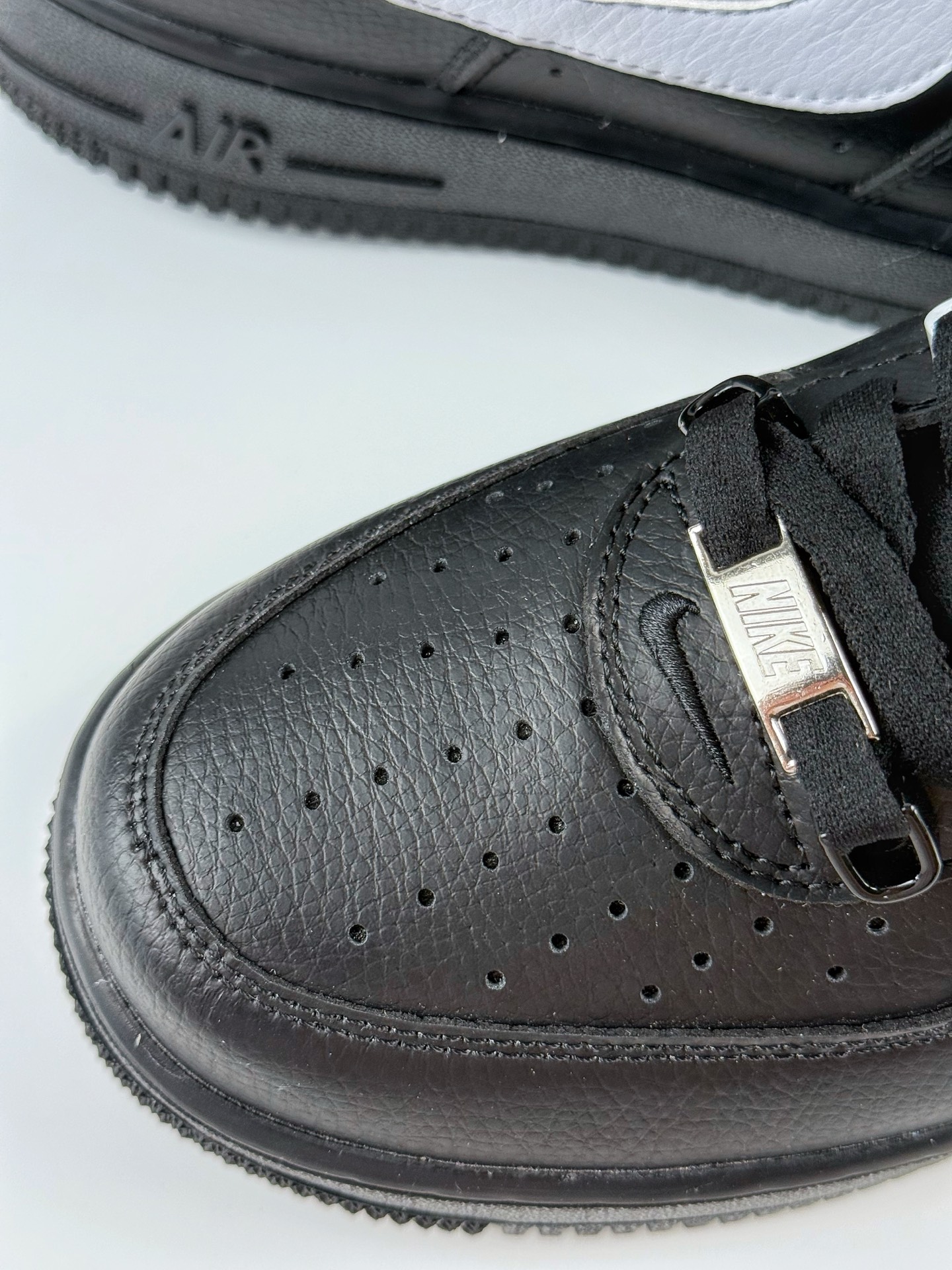 260 Nike Air Force 1 Low 07 黑银 3M反光版+牙刷配件 CQ0492-001