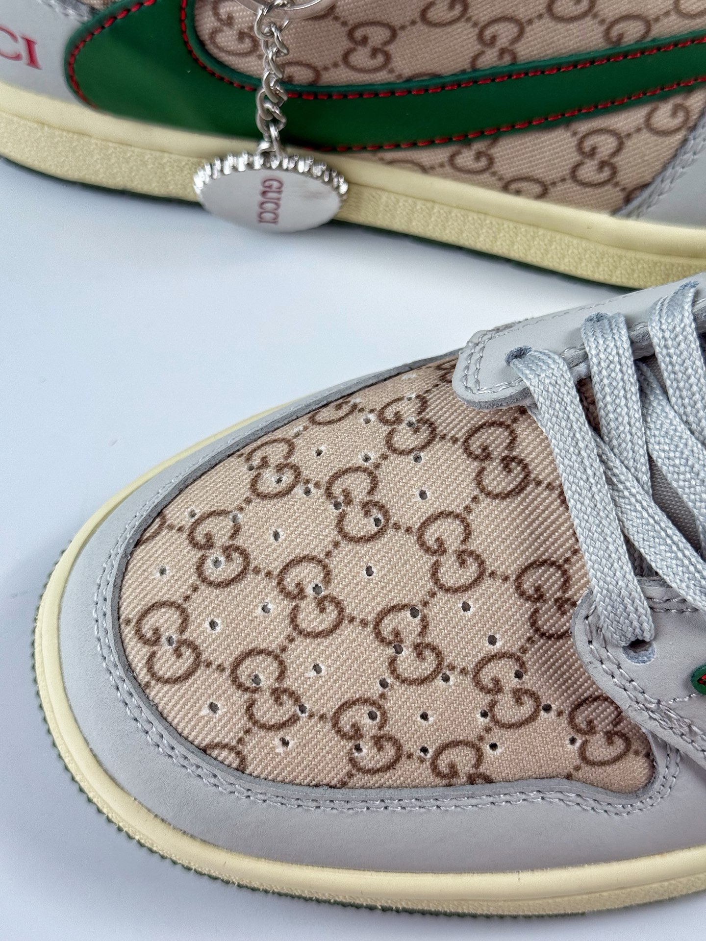 280 Travis Scott x Nike Air Jordan 1 Low x Supreme x GUCCI Air Jordan 1 Low 反转花纹绿棕倒钩 DZ5899-003