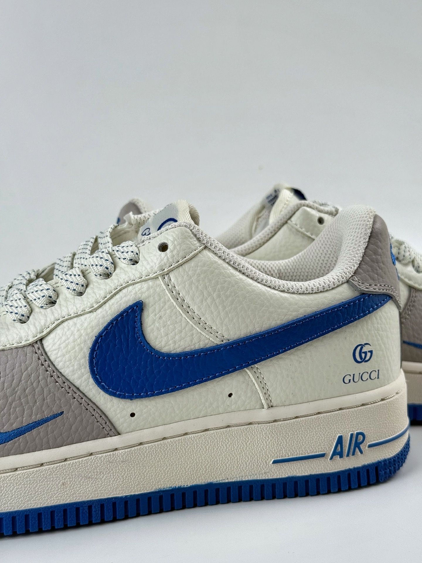 260 Nike Air Force 1 Low 07 x GUCCI 灰白蓝小勾满天星 KX2532-502