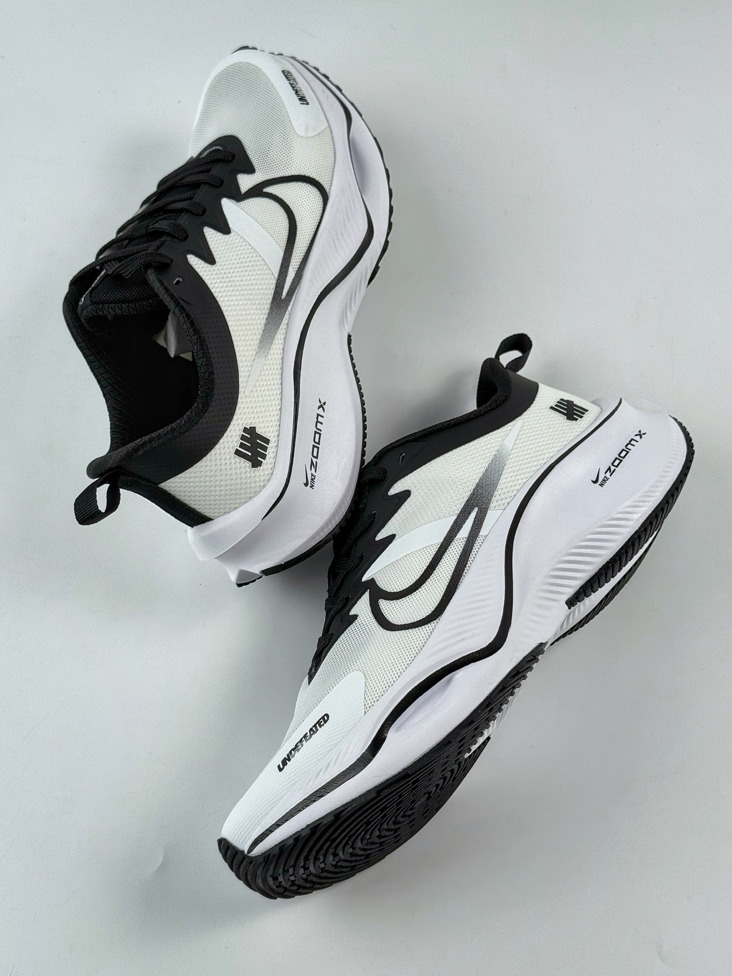 200 NIKE ZOOM PLUS x UNDEFEATED 全新跑鞋 CK4318-155