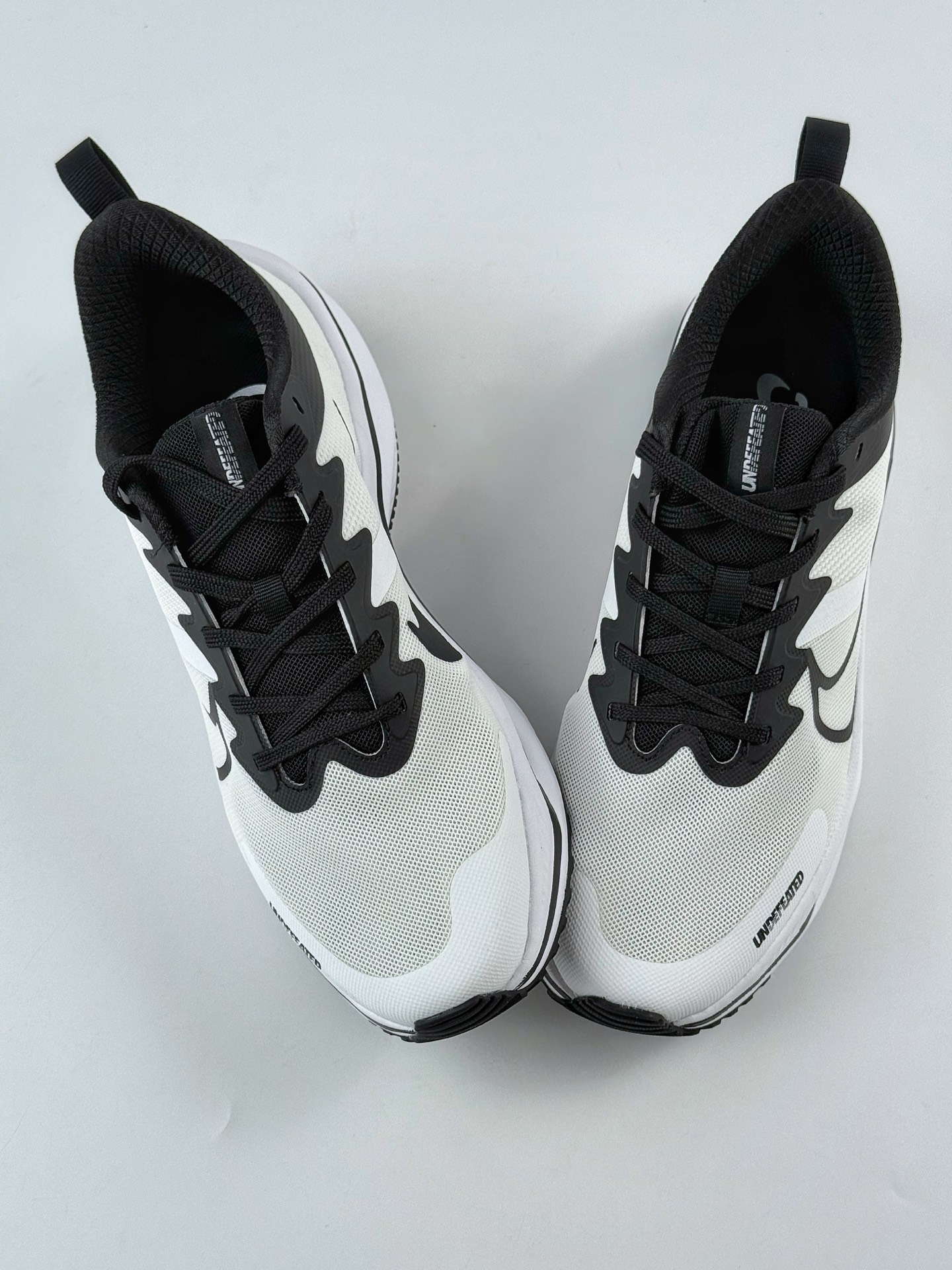 200 NIKE ZOOM PLUS x UNDEFEATED 全新跑鞋 CK4318-155
