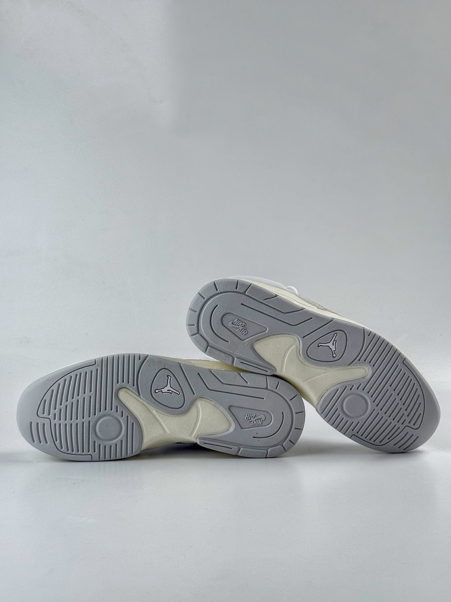220 耐克Nike Jordan Stadium 90 棕白蓝 乔丹90年代体育场系列低帮复古运动篮球鞋 DX4397-141