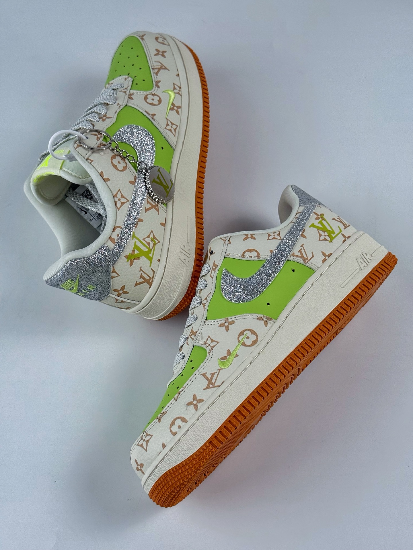 260 Nike Air Force 1 Low 07 x Louis Vuitton 白绿小勾满天星 DF0188-079