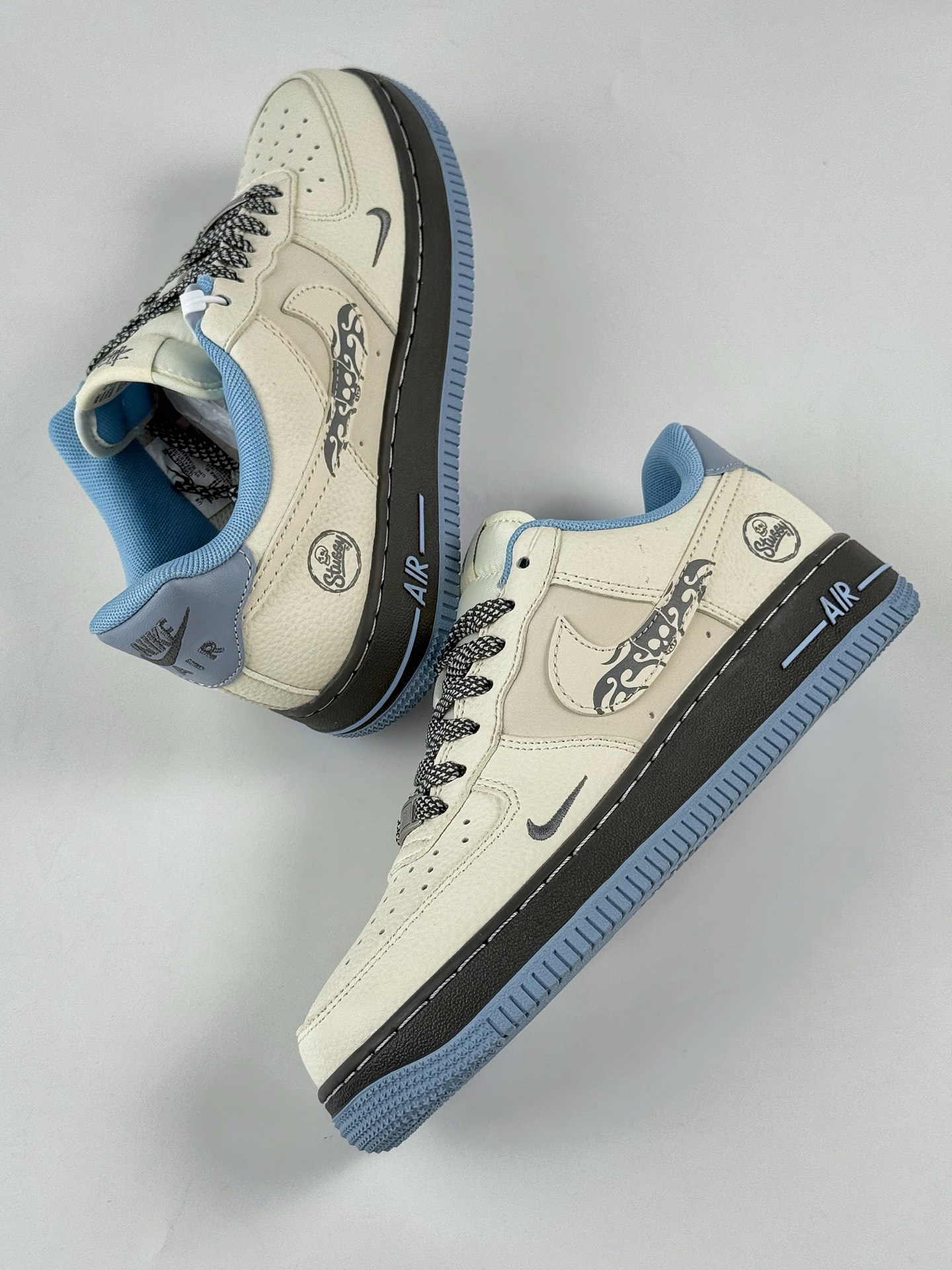 260 Nike Air Force 1 Low 07 x Stussy 白蓝小勾满天星 QW5606-267
