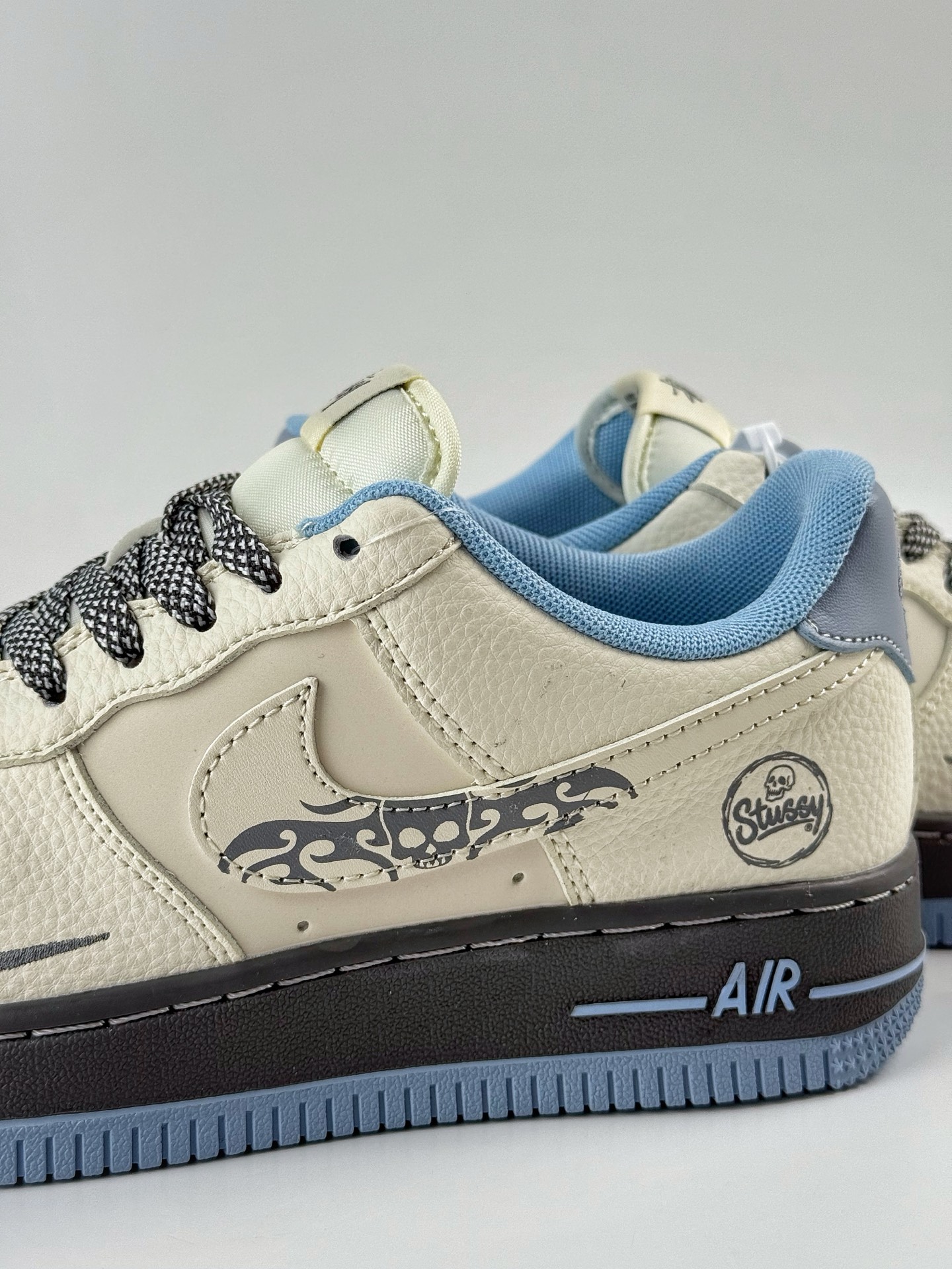 260 Nike Air Force 1 Low 07 x Stussy 白蓝小勾满天星 QW5606-267