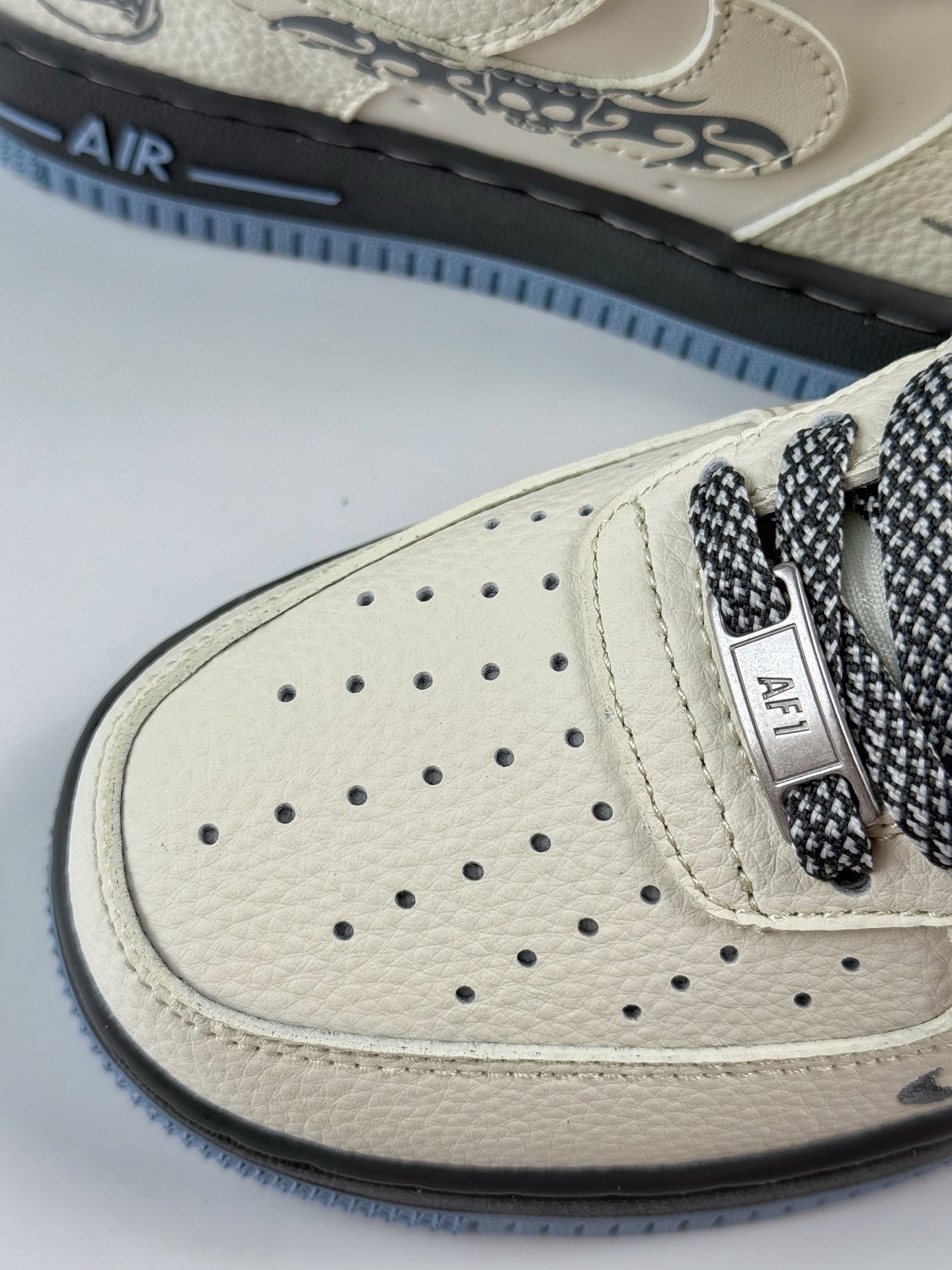 260 Nike Air Force 1 Low 07 x Stussy 白蓝小勾满天星 QW5606-267