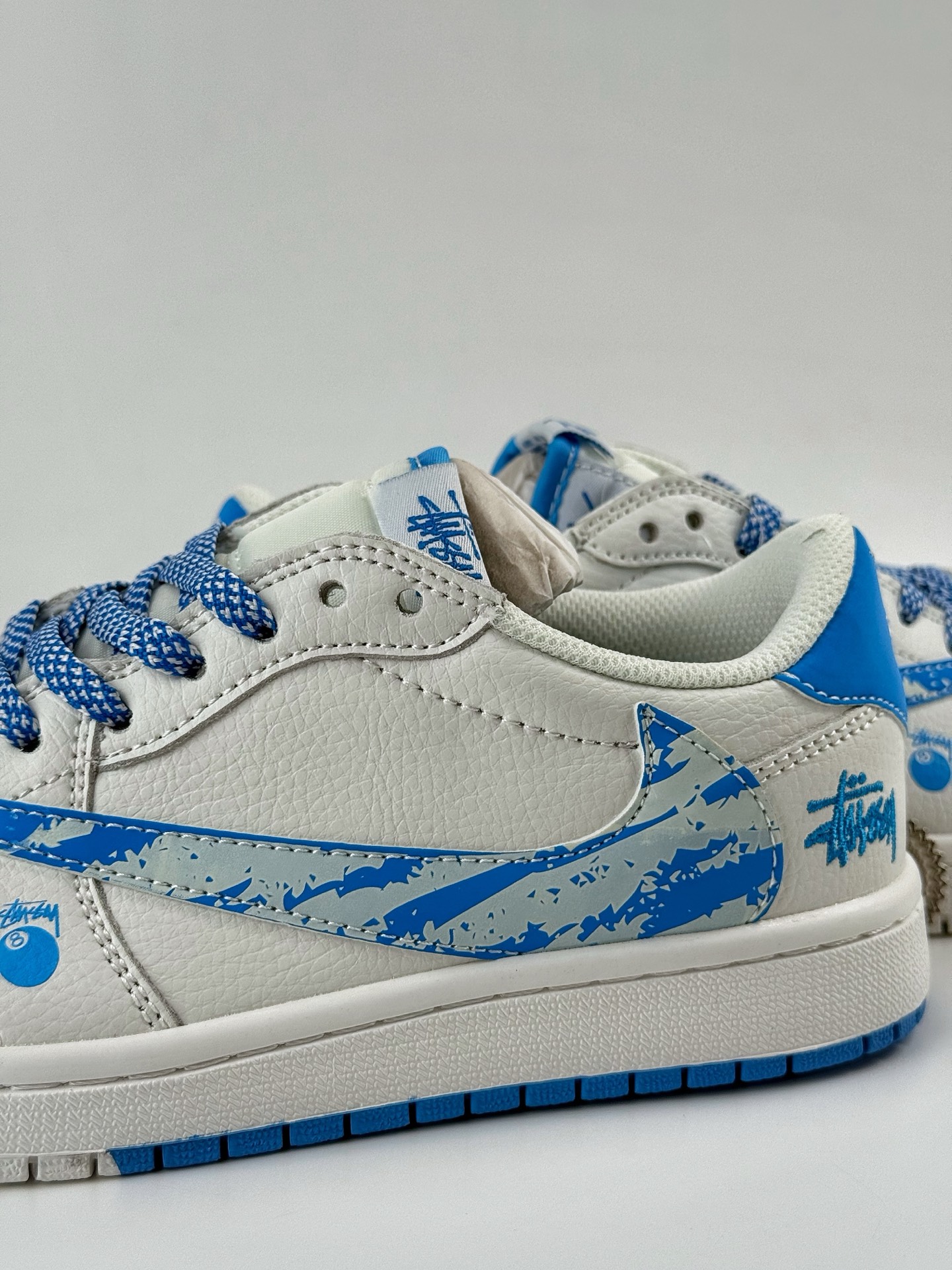 Travis Scott x Nike Air Jordan 1 Low x Supreme x Stussy Air Jordan 1 Low 反转白蓝小勾满天星倒钩 DZ5899-007