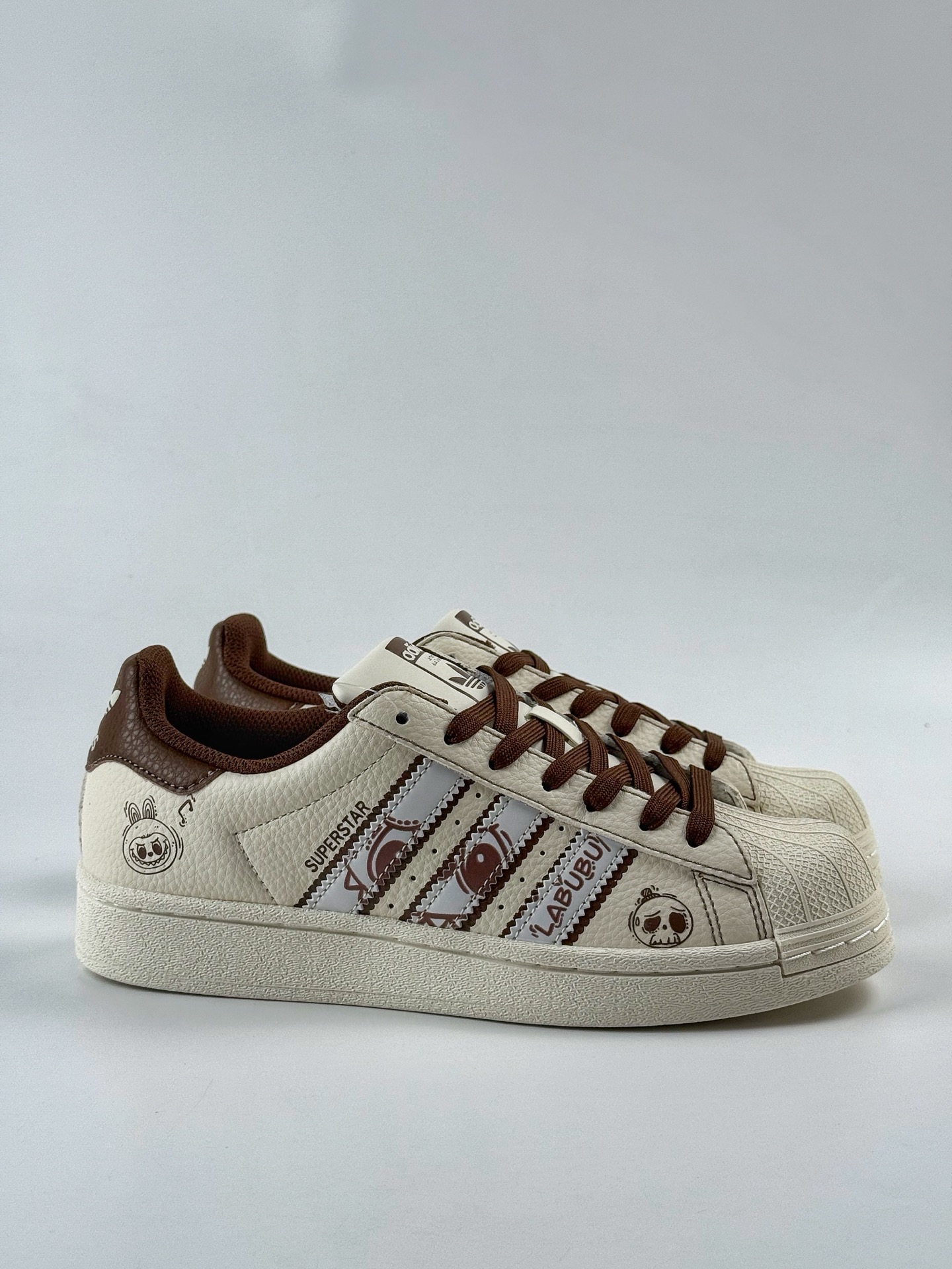 220 AD Originals Superstar x LABUBU 白棕 DS0028