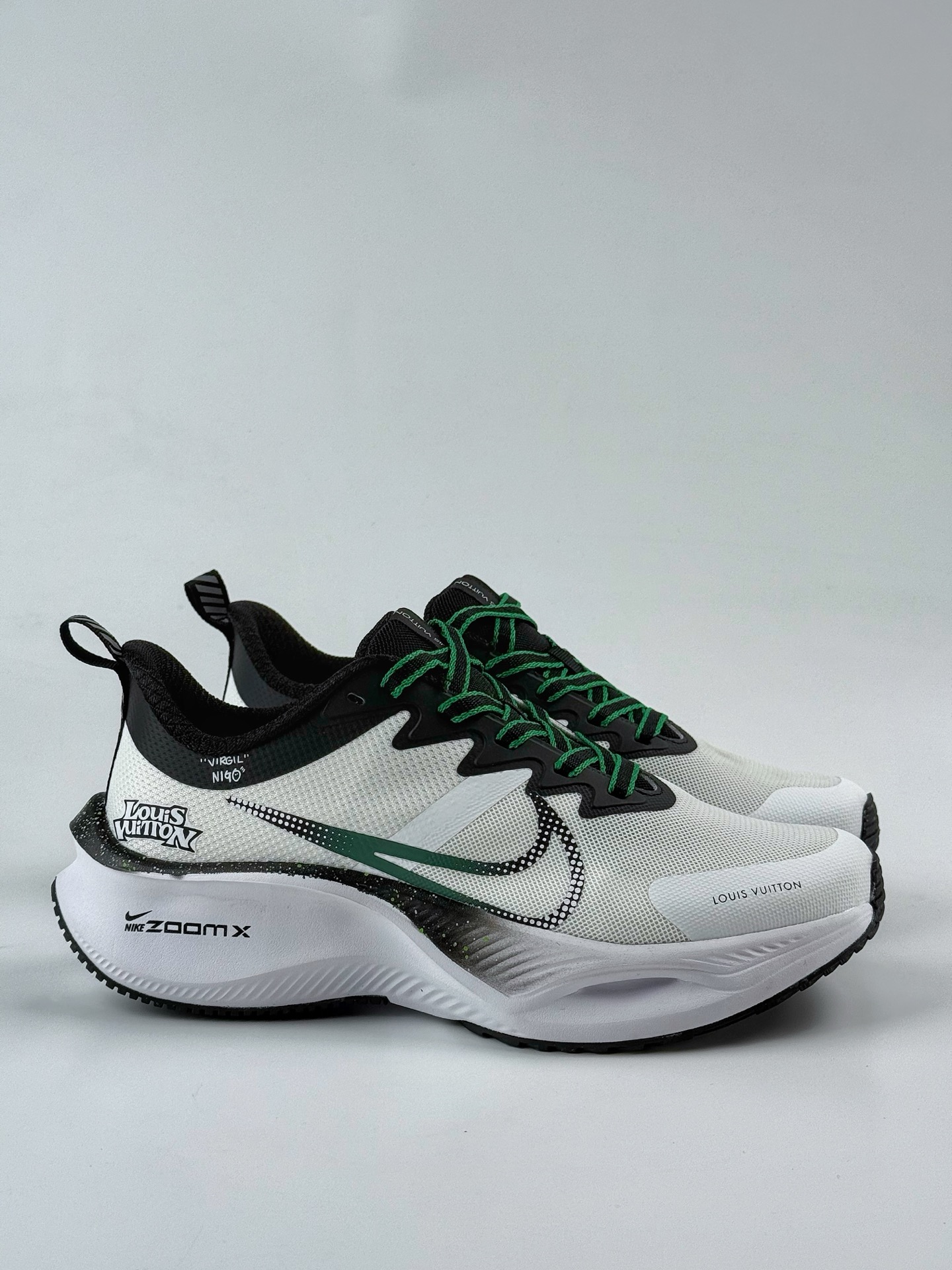 200 NIKE ZOOM PLUS x Louis Vuitton 全新跑鞋 CK4318-162