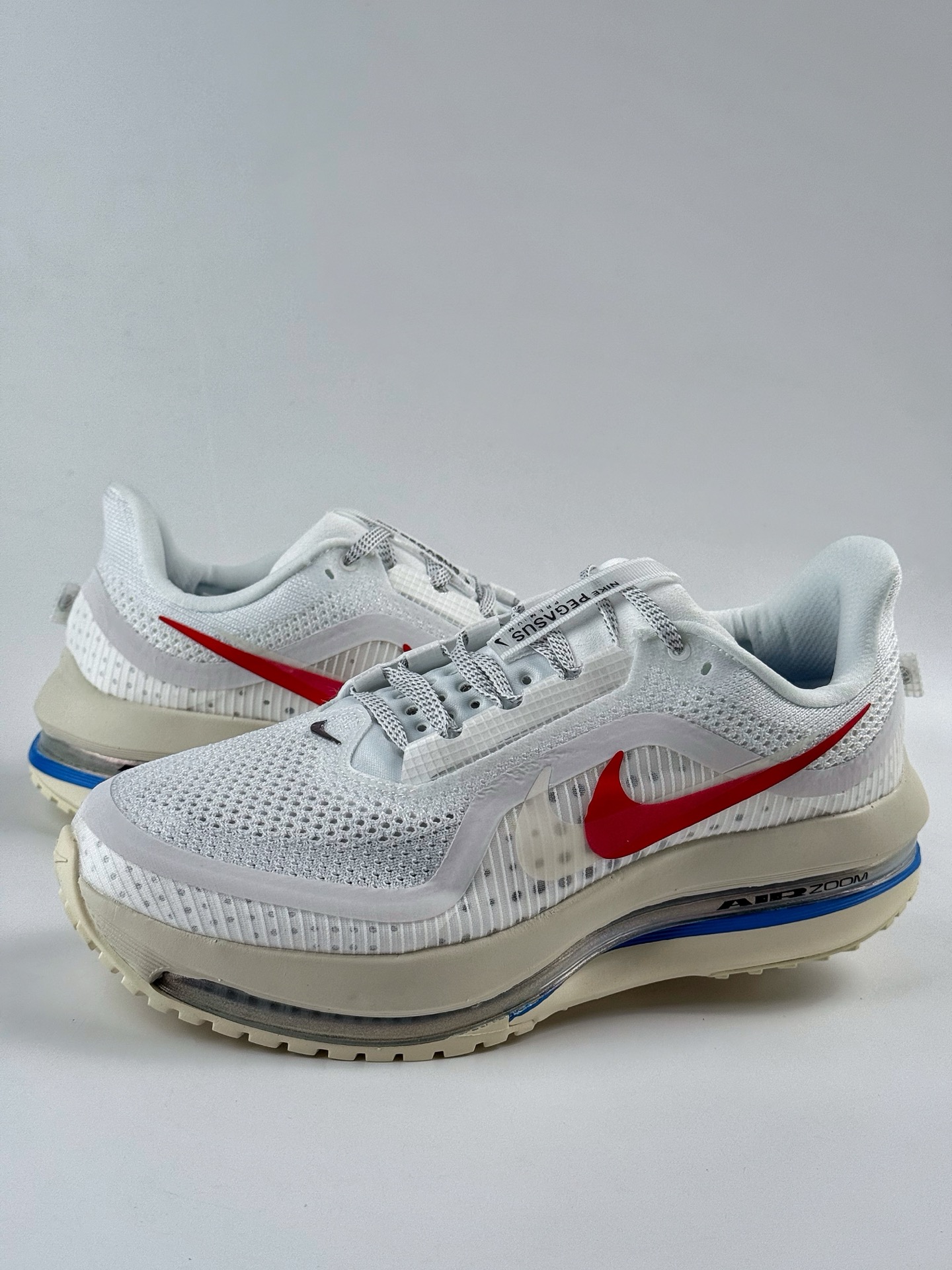 260 Nike Pegasus Premium 减震防滑耐磨透气 低帮跑步鞋 IH7347-111