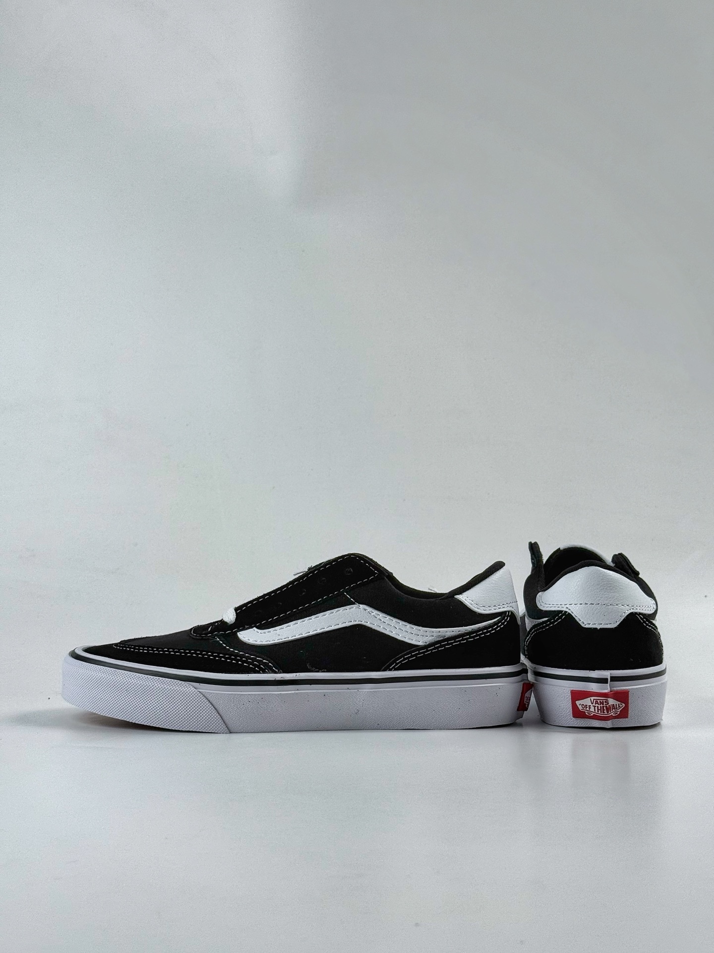 140 Vans Brooklyn LS 硫化简约复古板鞋 VN000D7QBA2