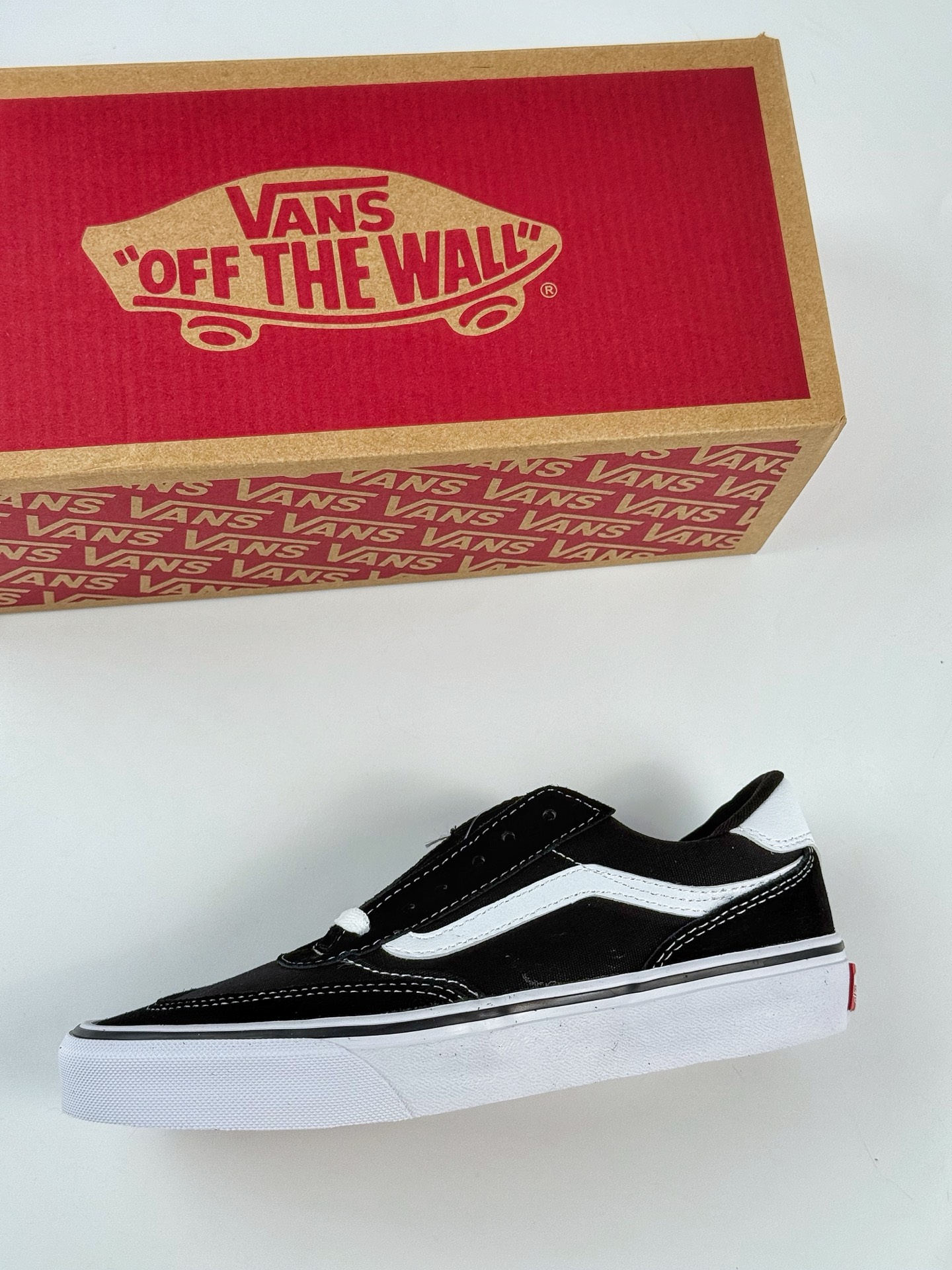140 Vans Brooklyn LS 硫化简约复古板鞋 VN000D7QBA2