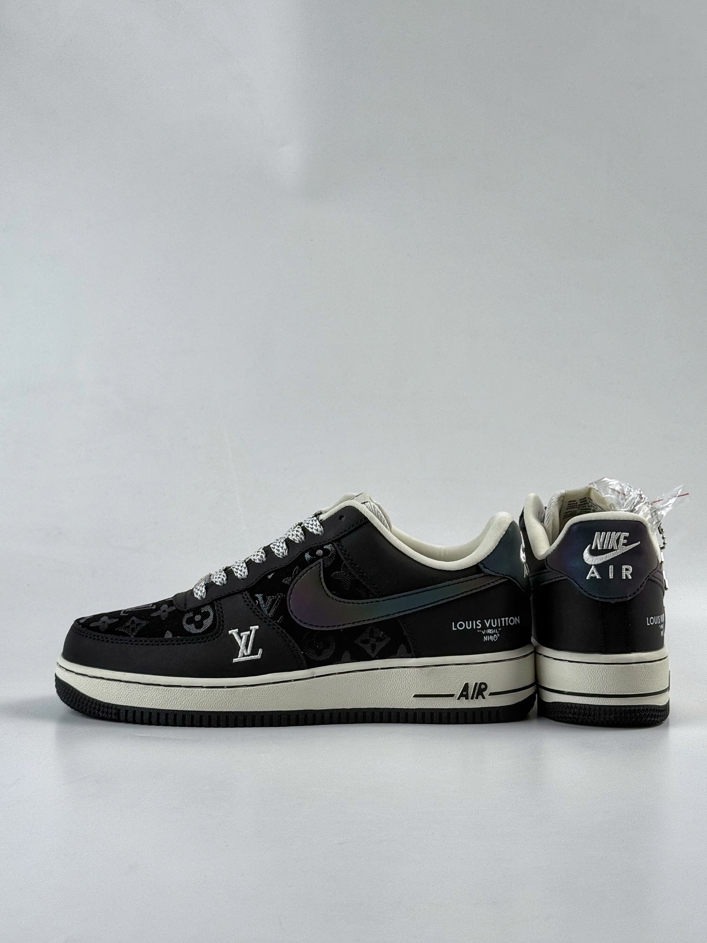 260 Nike Air Force 1 Low 07 x Louis Vuitton 镭射渐变黑满天星 SC0601-573