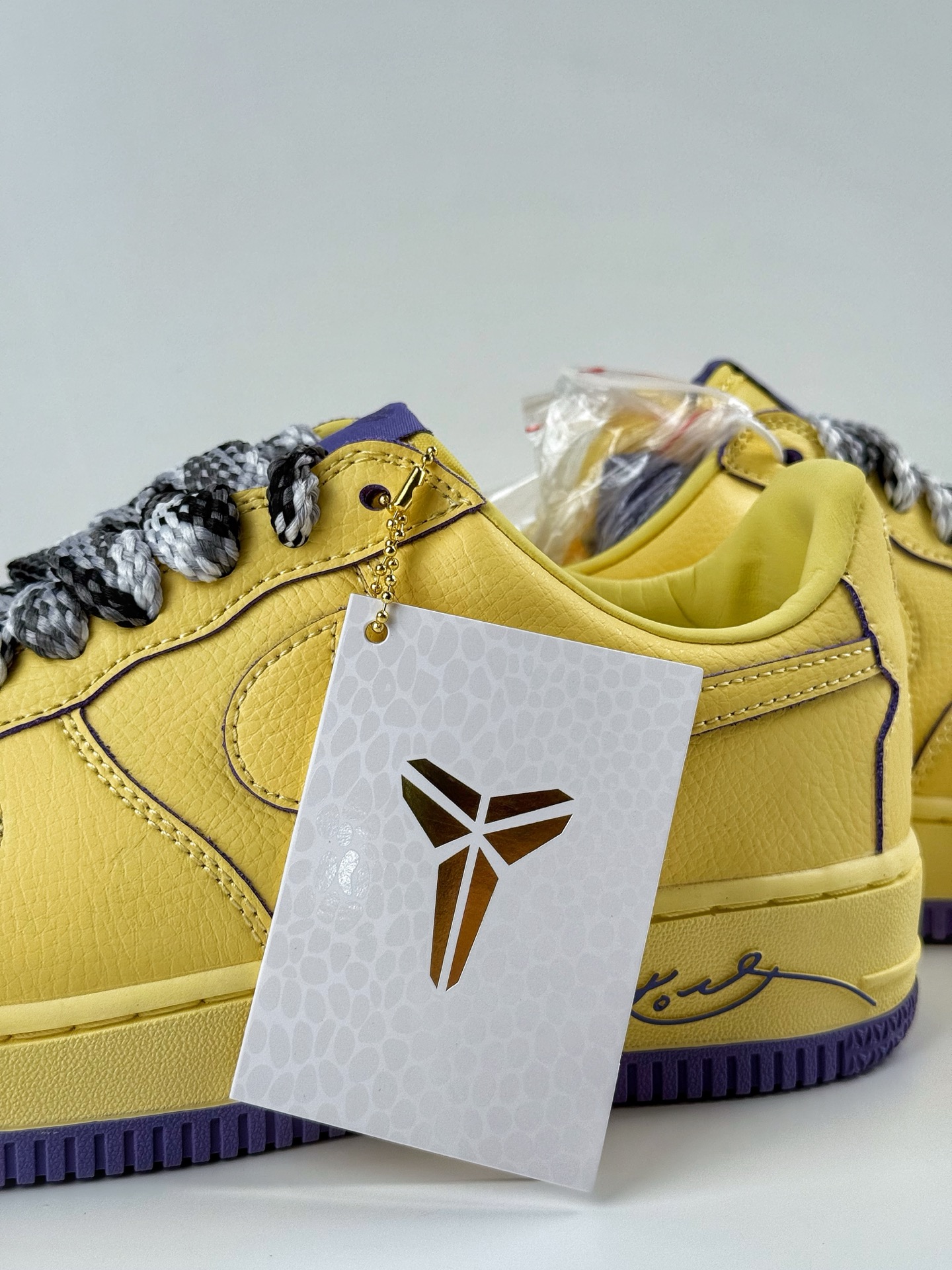 Nike Air Force 1 Low 07 Kobe Bryant 黄蓝麻绳满天星 HV9408-700