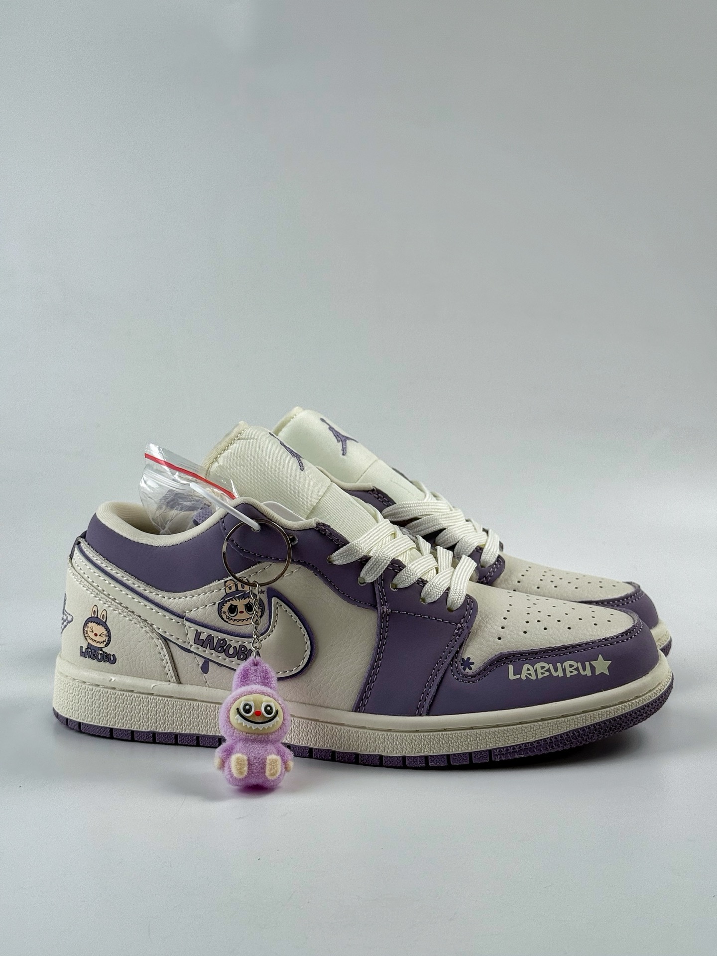 280 Air Jordan 1 Retro Low x LABUBU 米紫拉布布 QR2025-005