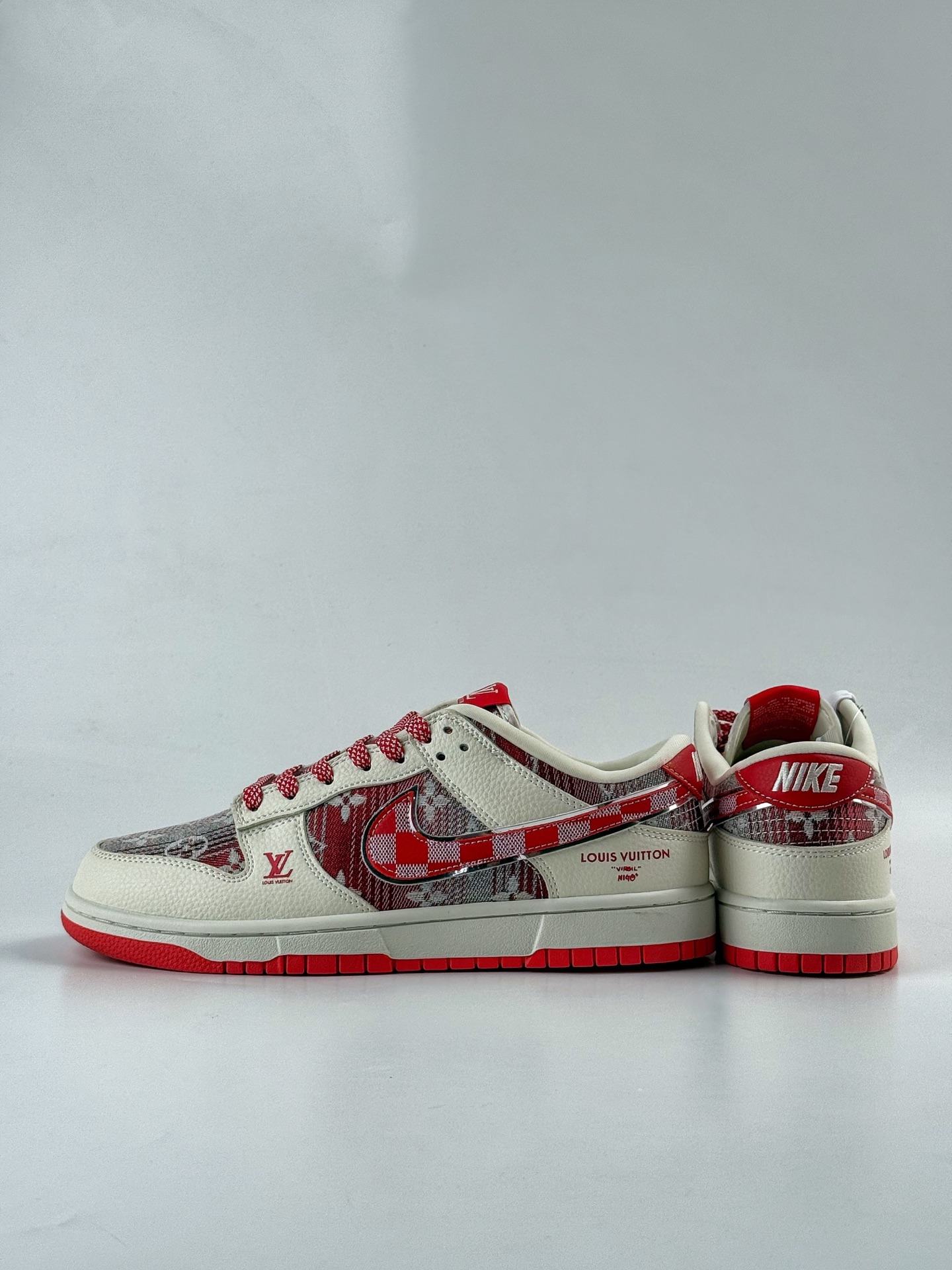 260 NIKE SB Dunk Low RETRO x Louis Vuitton 白红满天星 DS6608-006