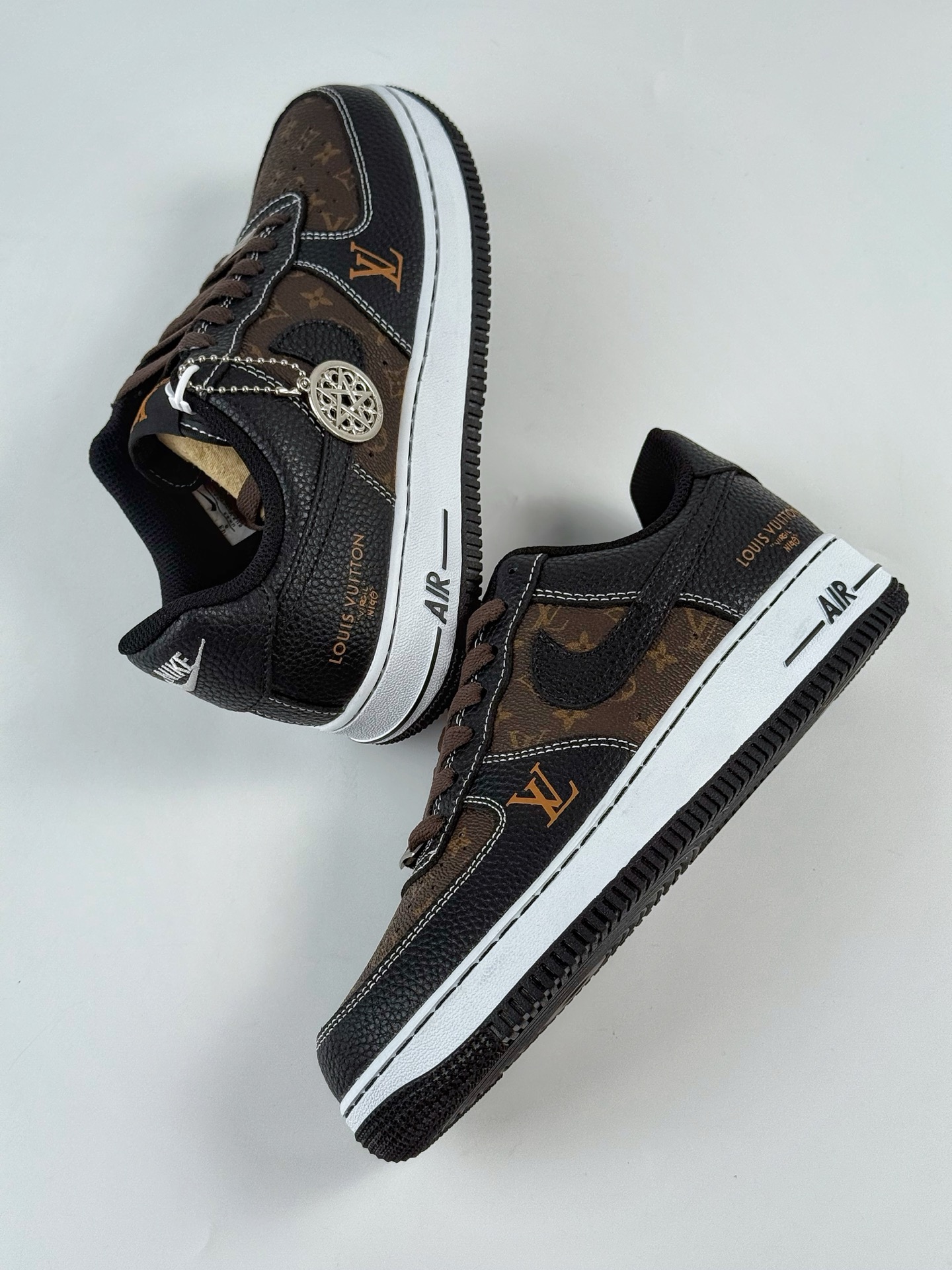 Nike Air Force 1 Low 07 x Louis Vuitton 黑棕满印 CZ3986-002