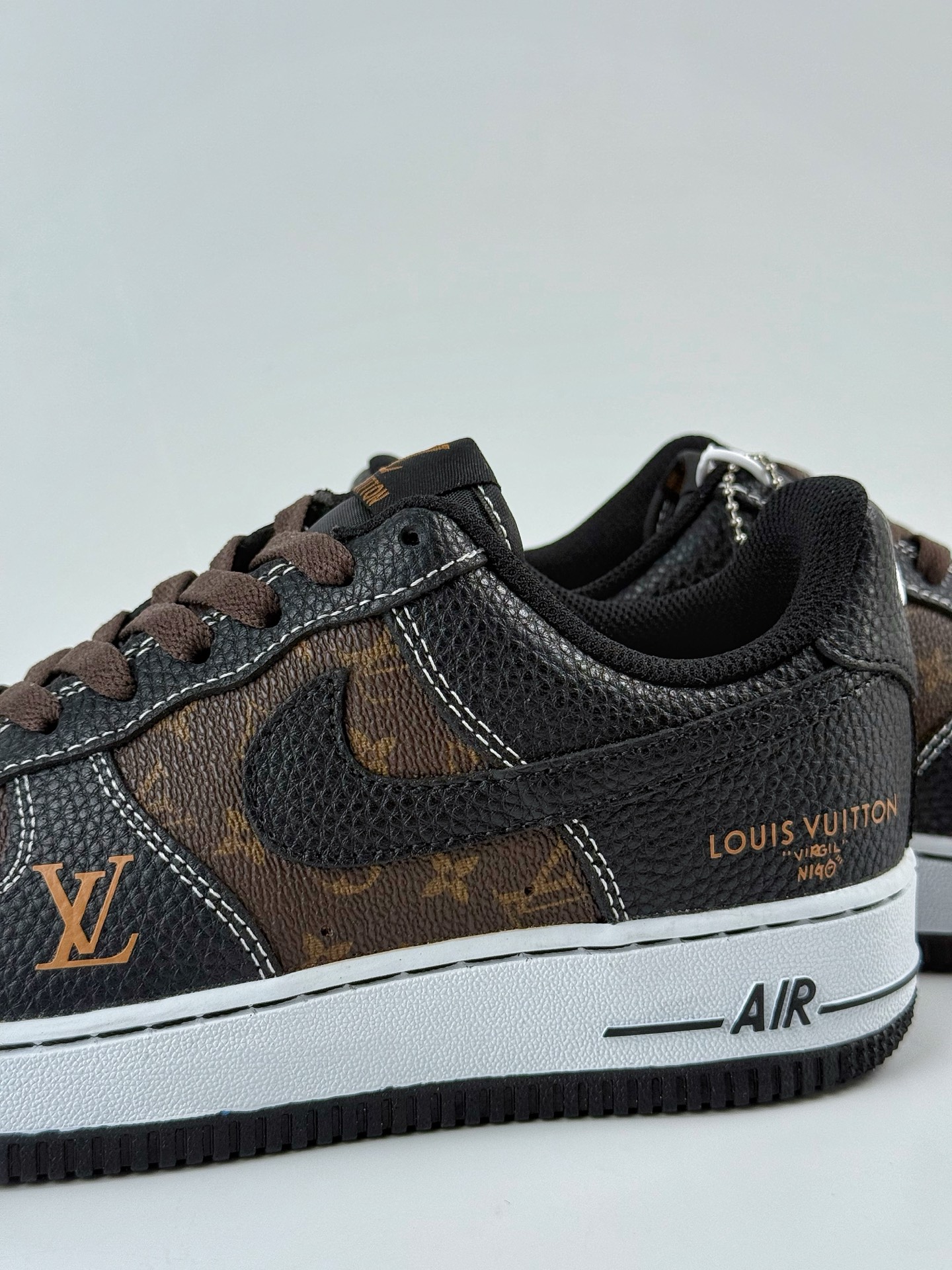Nike Air Force 1 Low 07 x Louis Vuitton 黑棕满印 CZ3986-002