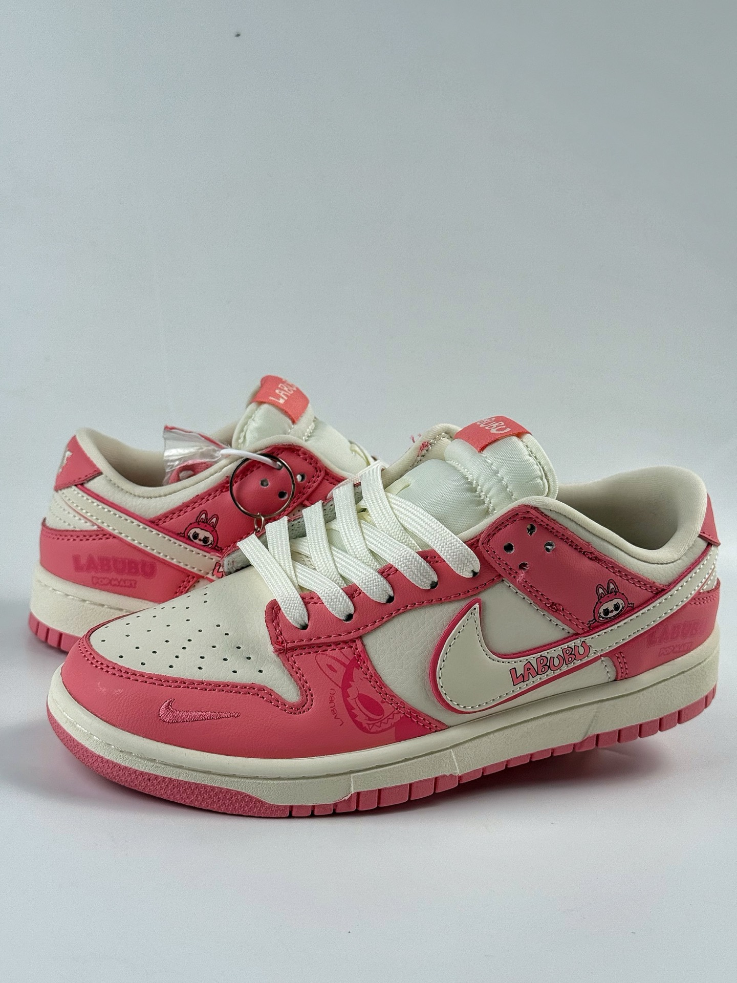 280 Nike SB Dunk Low x LABUBU 粉白小勾 SR2025-008