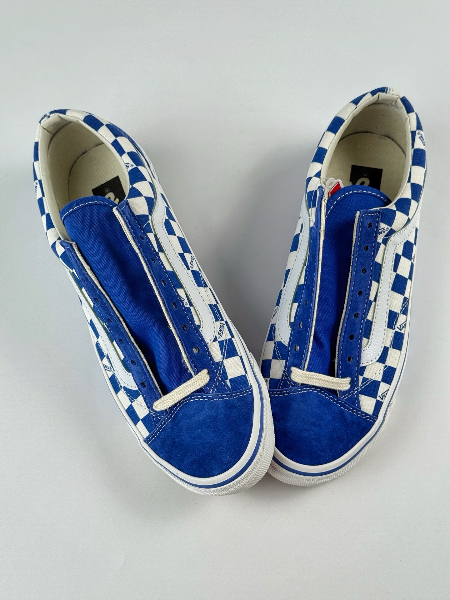 Vans Old Skool 万斯经典格子 蓝白格子印花 舒适轻盈低帮板鞋 蓝白色