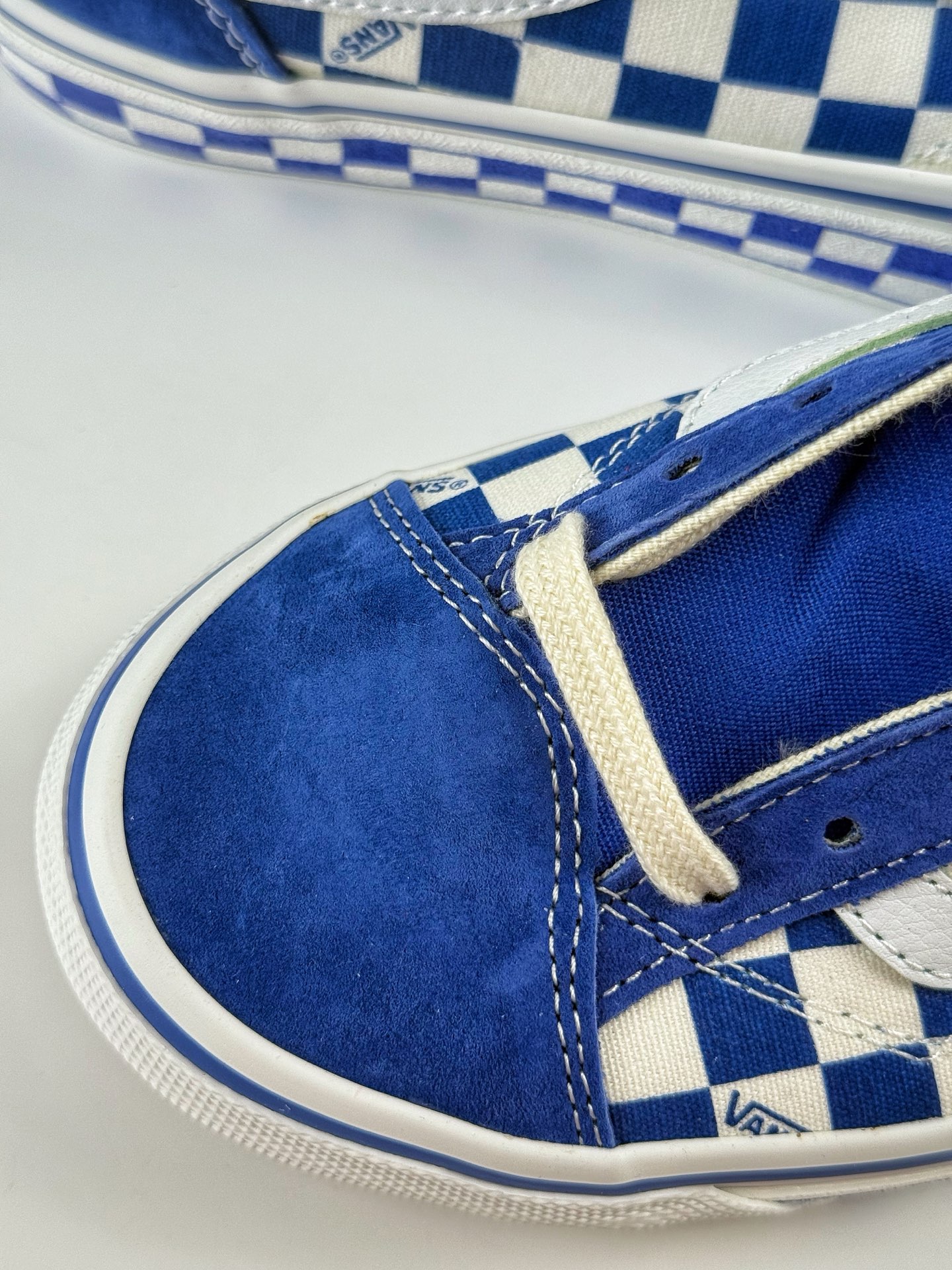 Vans Old Skool 万斯经典格子 蓝白格子印花 舒适轻盈低帮板鞋 蓝白色