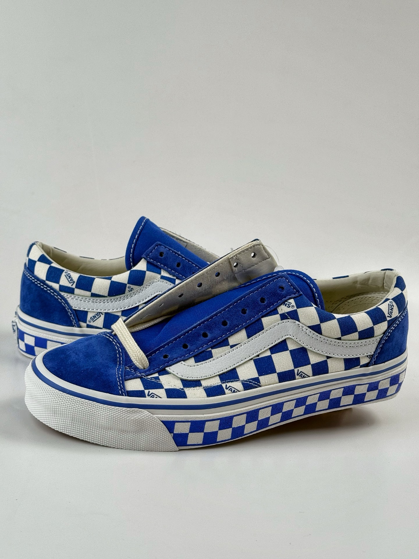 Vans Old Skool 万斯经典格子 蓝白格子印花 舒适轻盈低帮板鞋 蓝白色