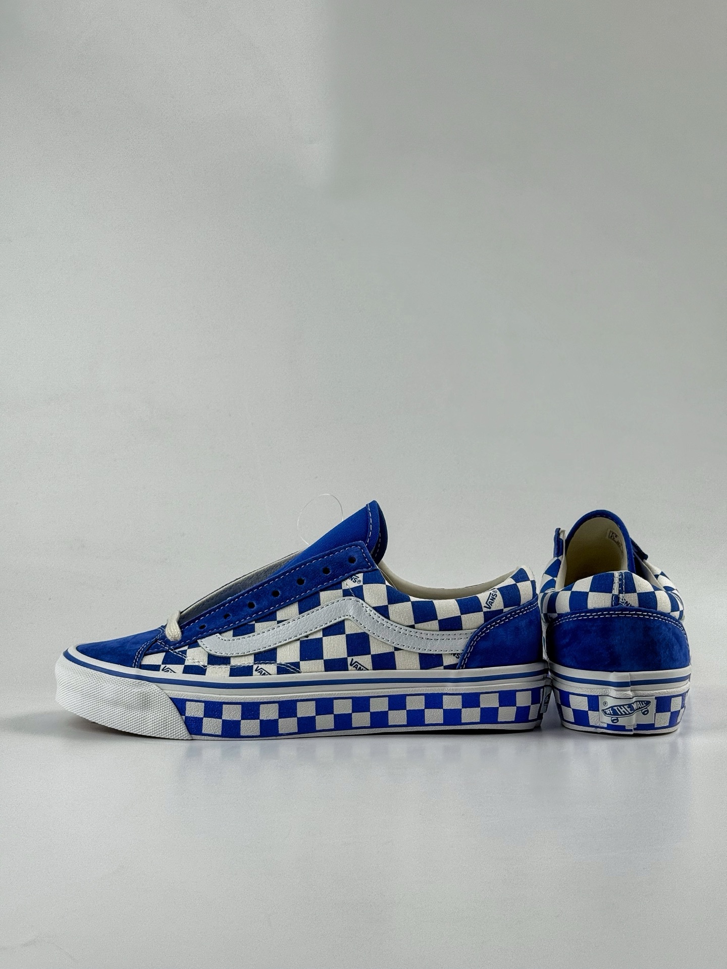 Vans Old Skool 万斯经典格子 蓝白格子印花 舒适轻盈低帮板鞋 蓝白色