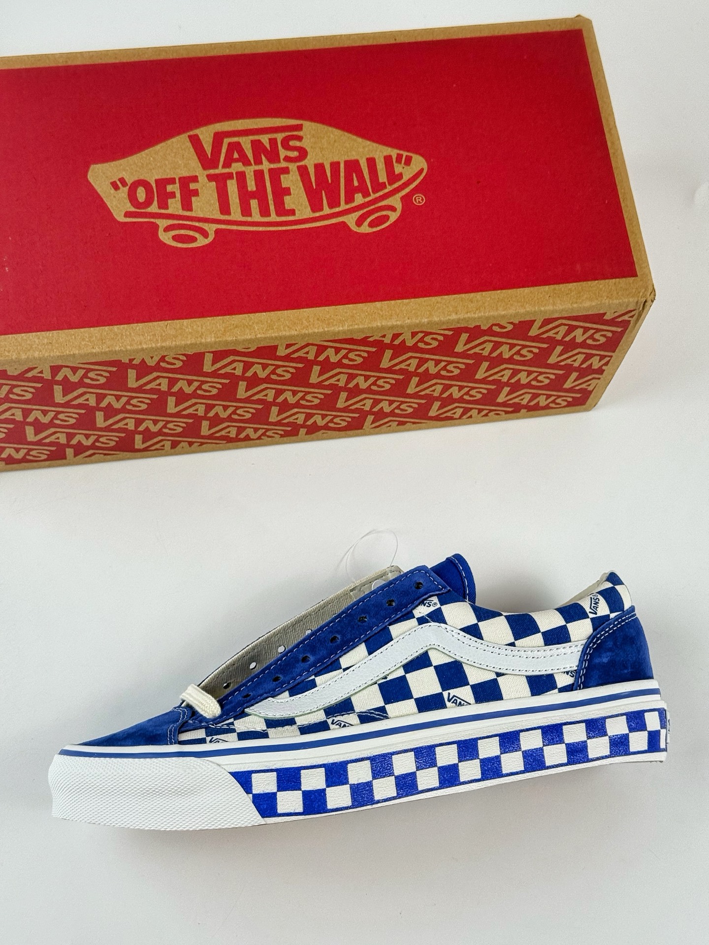 Vans Old Skool 万斯经典格子 蓝白格子印花 舒适轻盈低帮板鞋 蓝白色