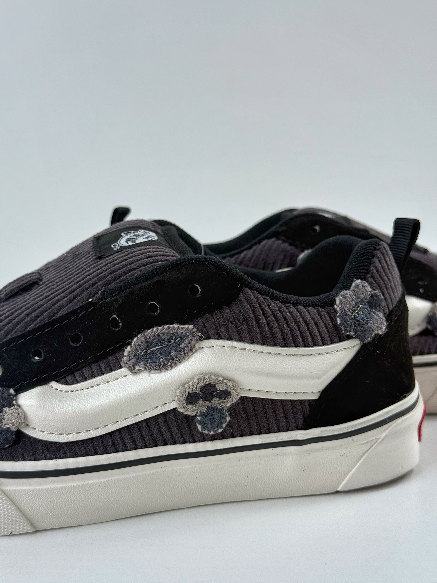 140 Vans Knu Skool 面包鞋秋冬新品上市灯芯绒面料