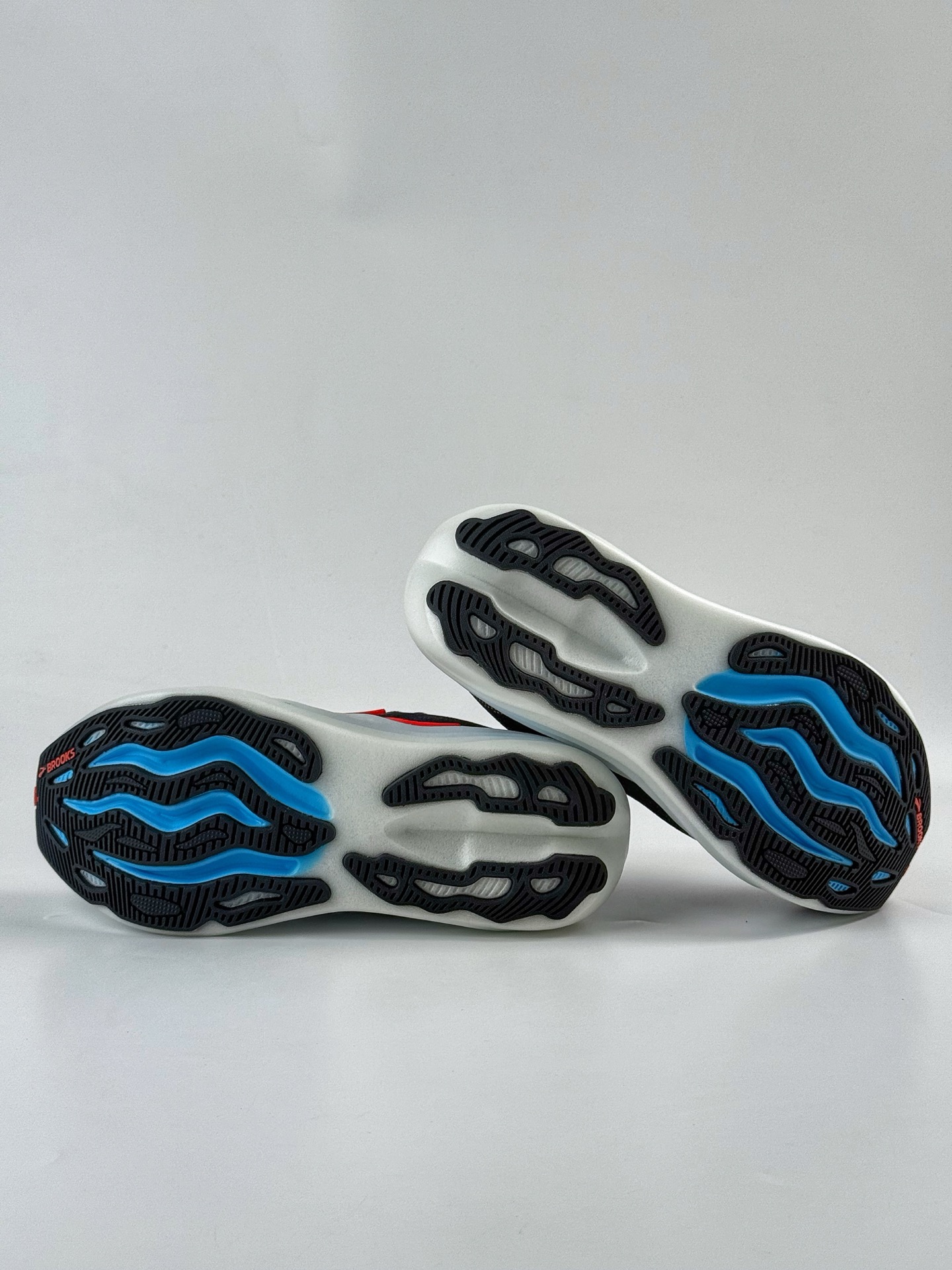Brooks 布鲁克斯 Glycerin max 烈风2系列低帮透气缓震支撑休闲运动慢跑鞋 120436 1B 439