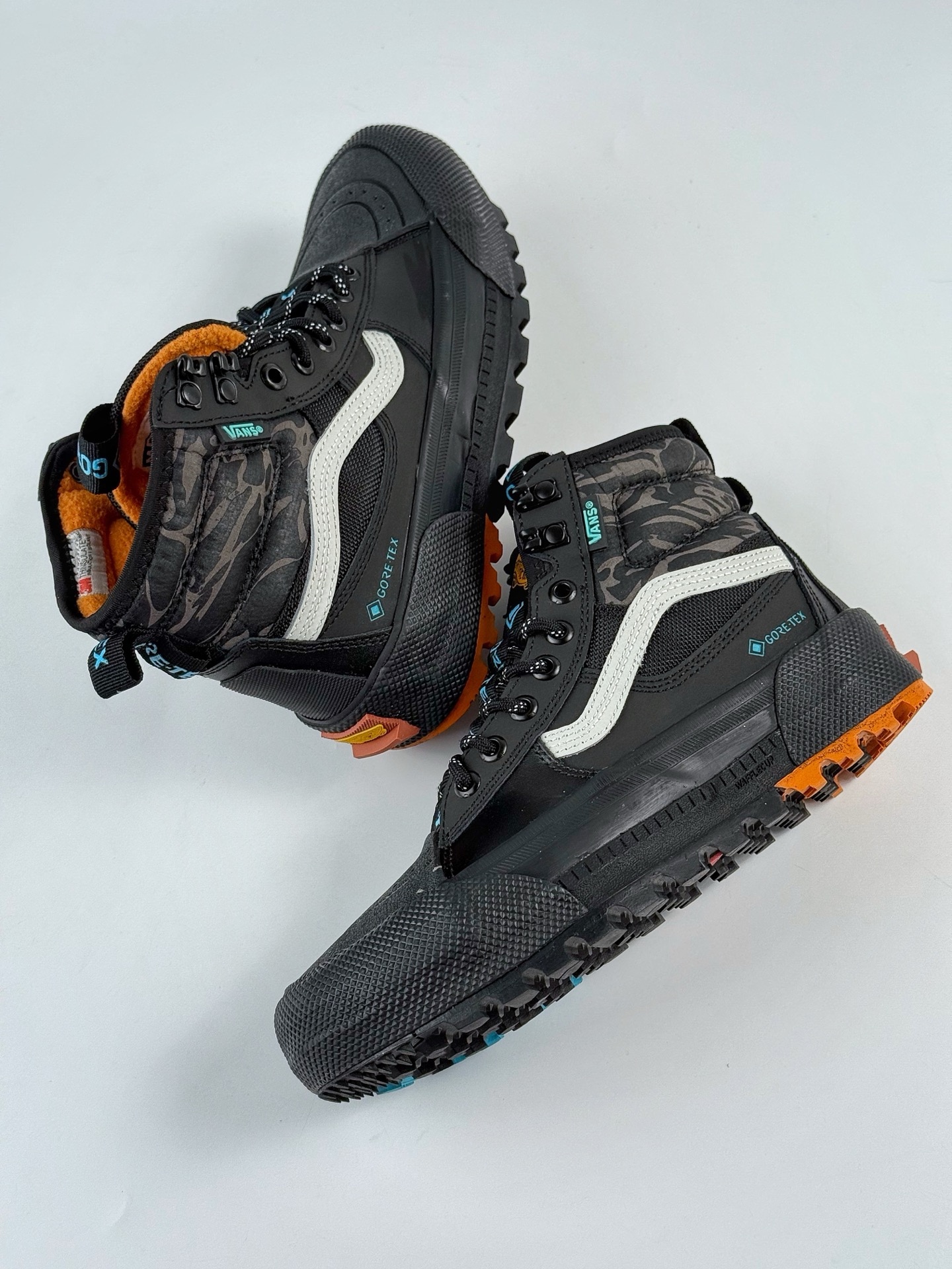 260 Vans X Gore-Tex 机能户外登山鞋 舒适百搭 防滑耐磨 男女同款高帮户外登山鞋 VN0A5I113633