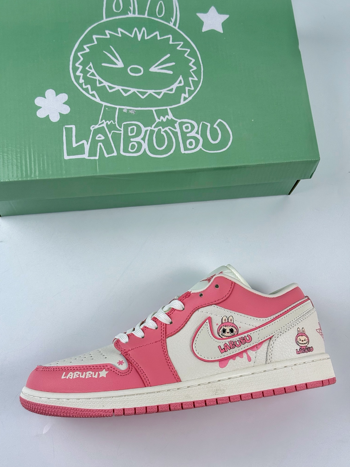 Air Jordan 1 Retro Low x LABUBU 米粉拉布布 QR2025-007