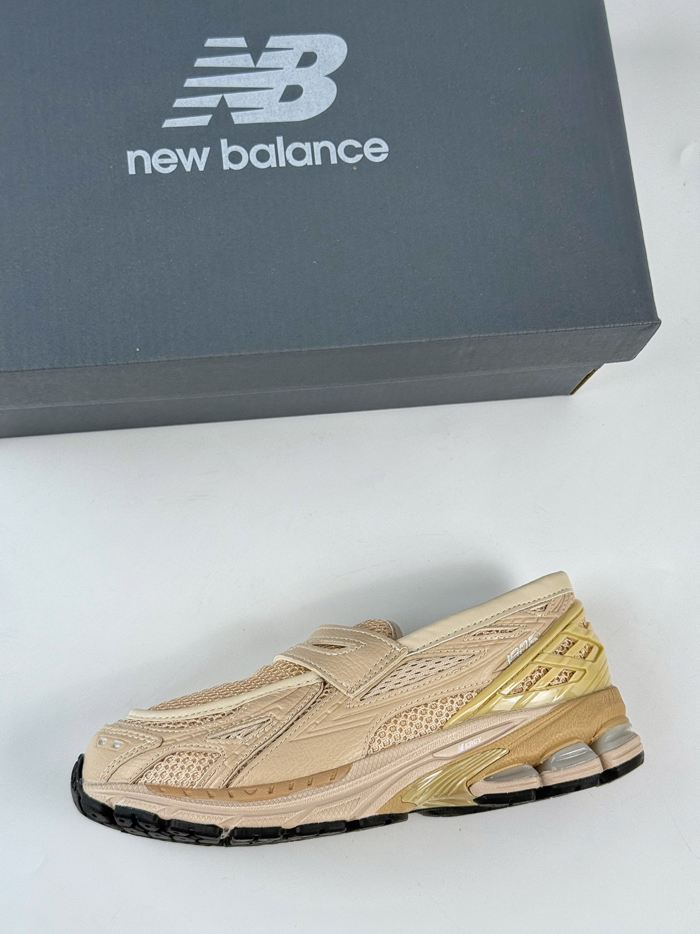 New Balance U1906系列 复古单品宝藏老爹鞋款 U1906LNU