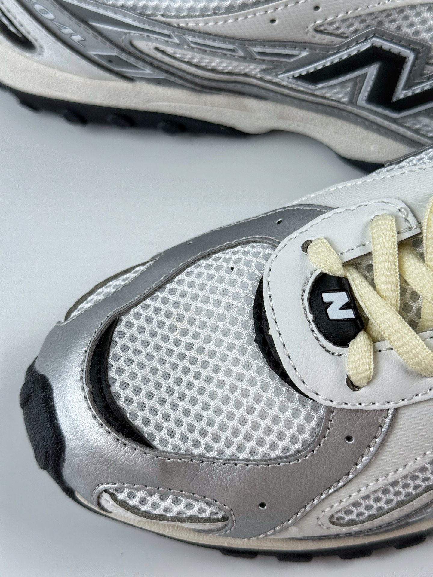 New Balance 新百伦204 系列 复古休闲运动百搭老爹跑步鞋 U204LSWD