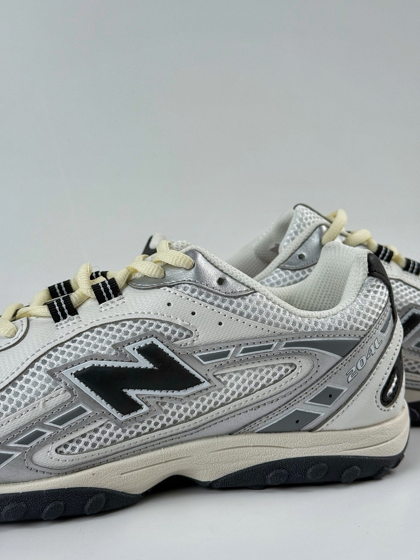 New Balance 新百伦204 系列 复古休闲运动百搭老爹跑步鞋 U204LSWD