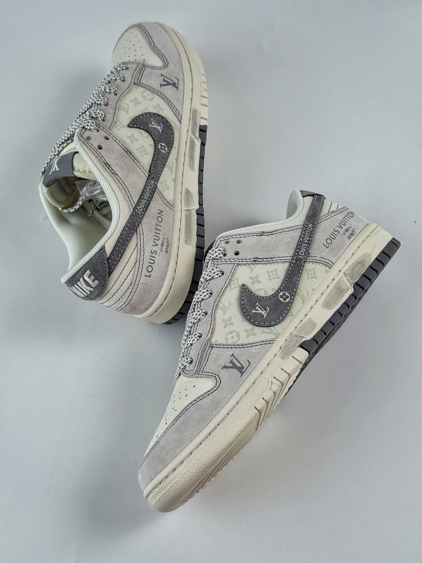 Nike SB Dunk Low x Louis Vuitton 灰白满天星 CX5050-Y02
