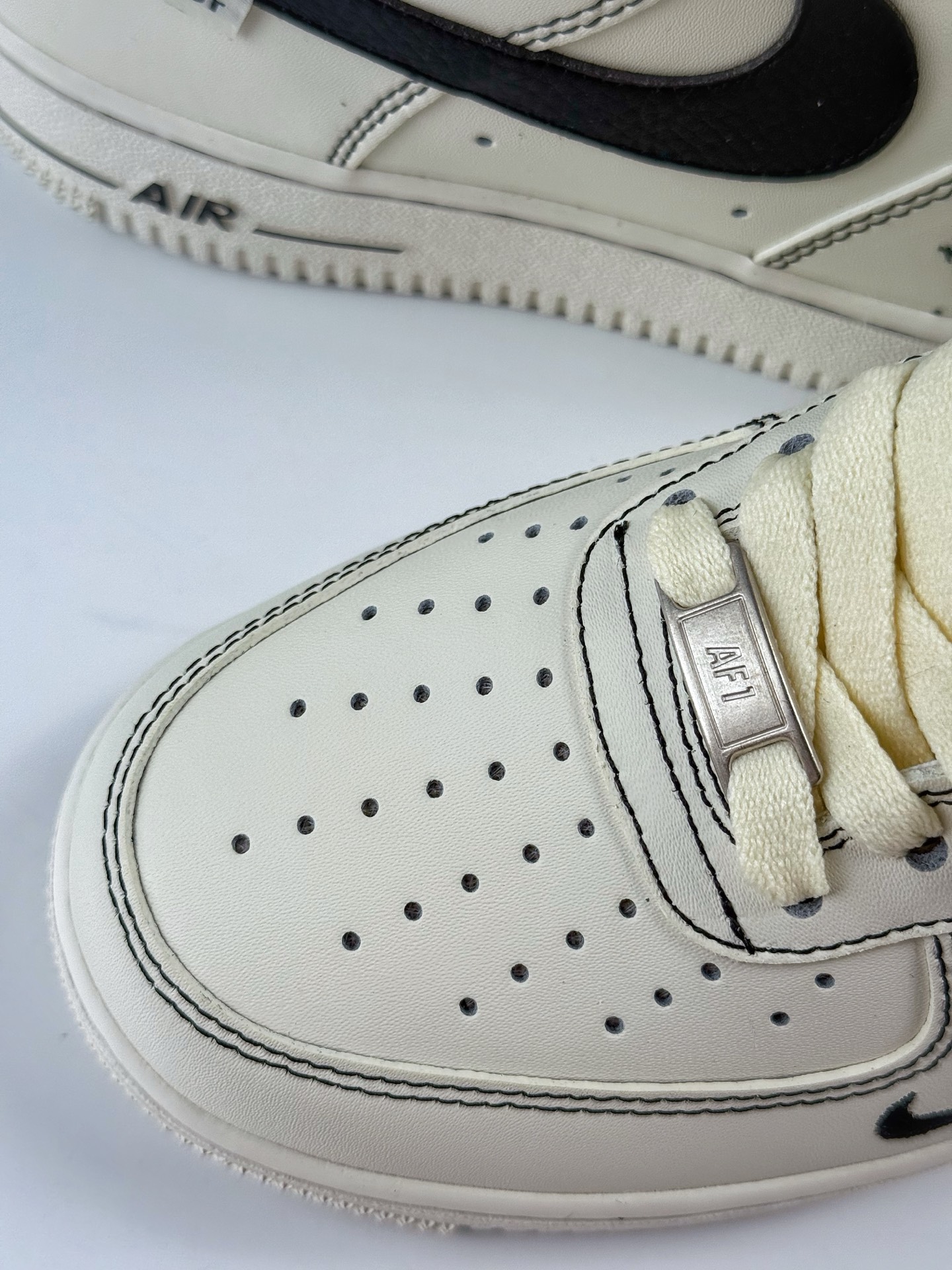 Nike Air Force 1 Low 07 米黑小勾 ZH0316-093