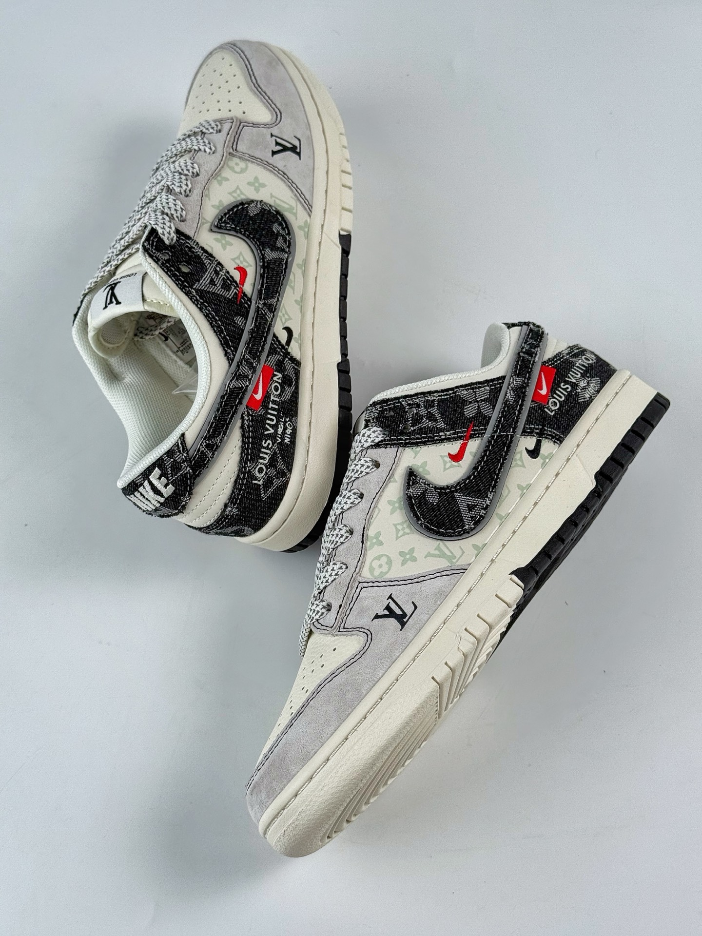 Nike SB Dunk Low x Louis Vuitton 灰白牛仔双小勾满天星 YX5066-382