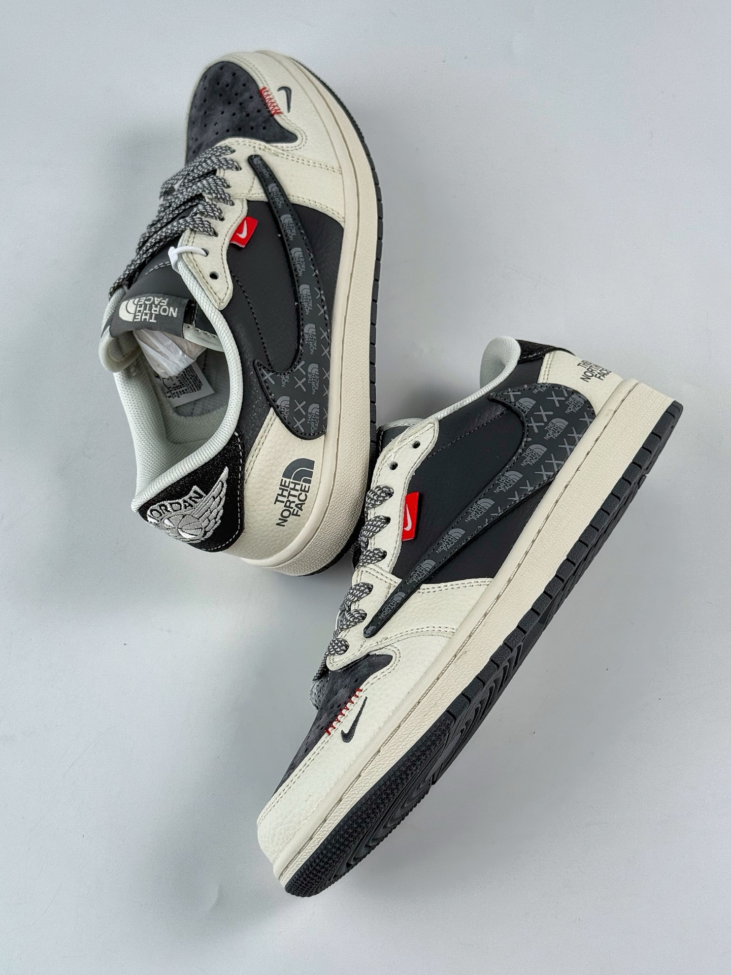 280 Travis Scott x Nike Air Jordan 1 Low x The North Face Air Jordan 1 Low 反转白黑小勾满天星倒钩 QW5088-205
