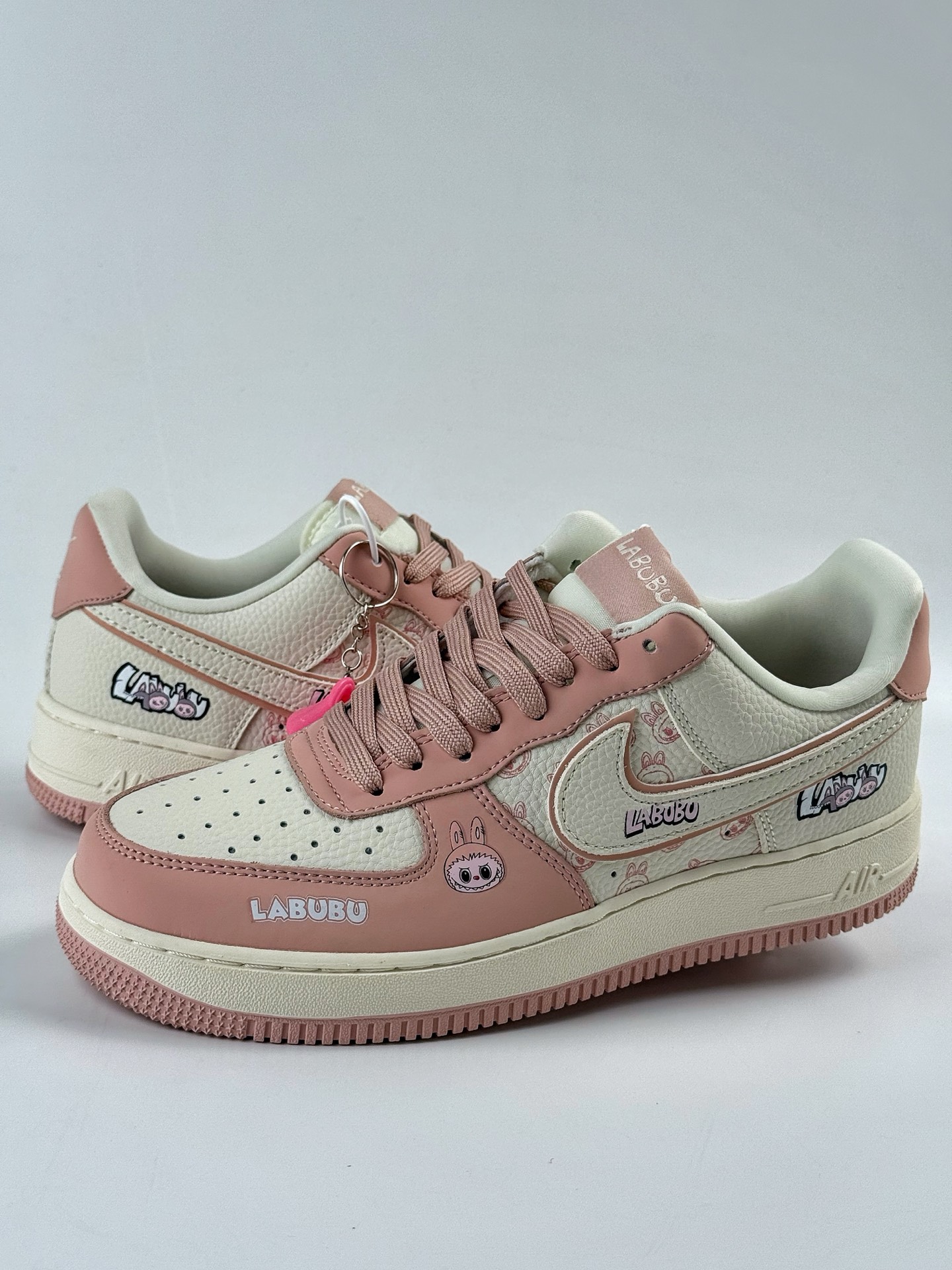 260 Nike Air Force 1 Low 07 x LABUBU 粉白 DK0188-091