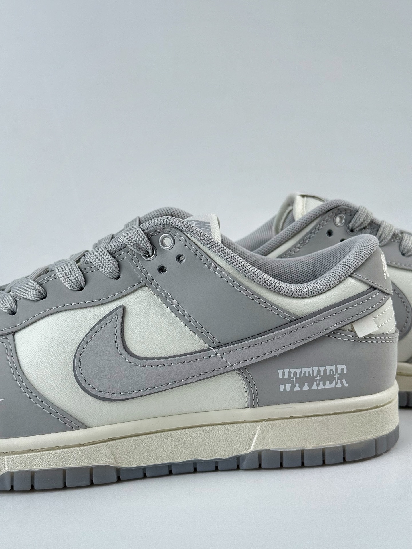 Nike SB Dunk Low 灰白小勾 GW0414-023