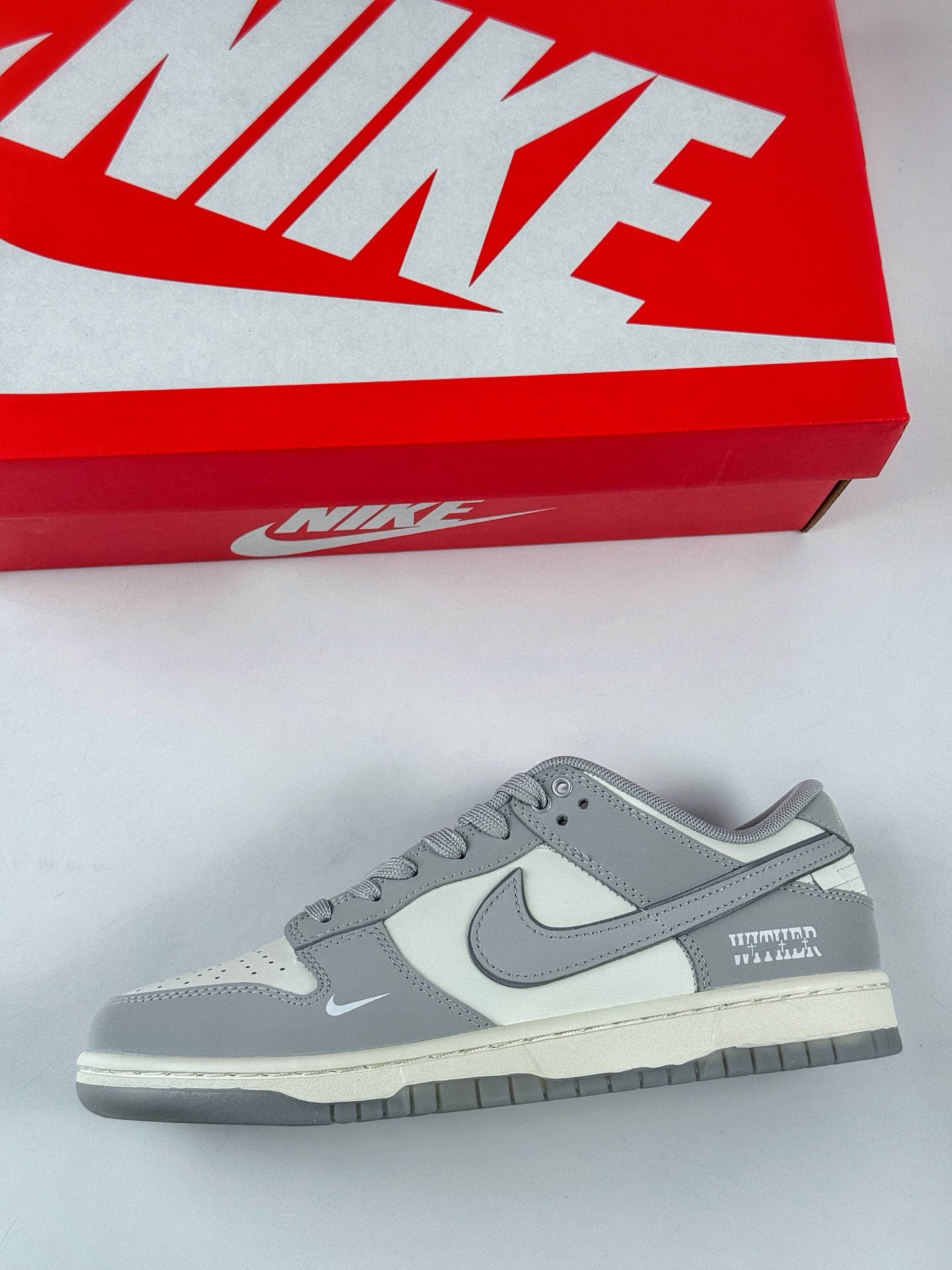 Nike SB Dunk Low 灰白小勾 GW0414-023