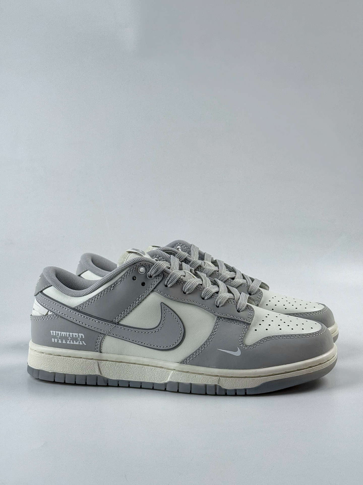 Nike SB Dunk Low 灰白小勾 GW0414-023