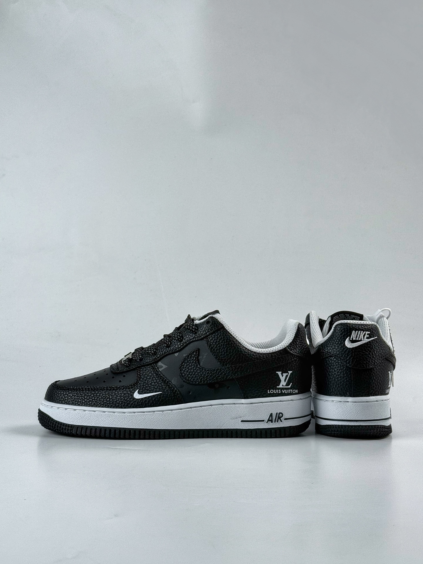 Nike Air Force 1 Low 07 x Louis Vuitton 黑白满印小勾满天星 CZ3986-003