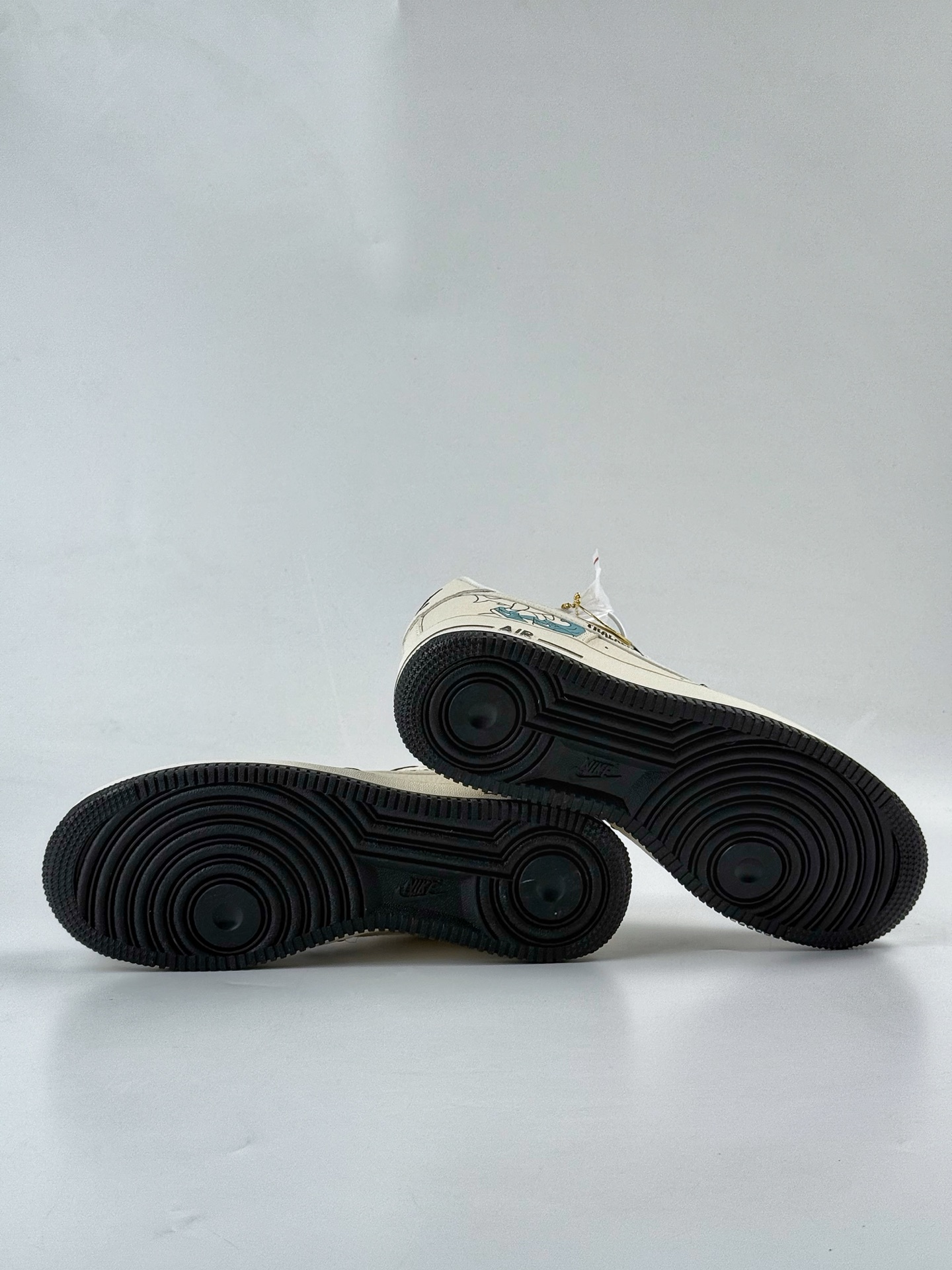 Nike Air Force 1 Low 07 黑白小勾 DD1982-316