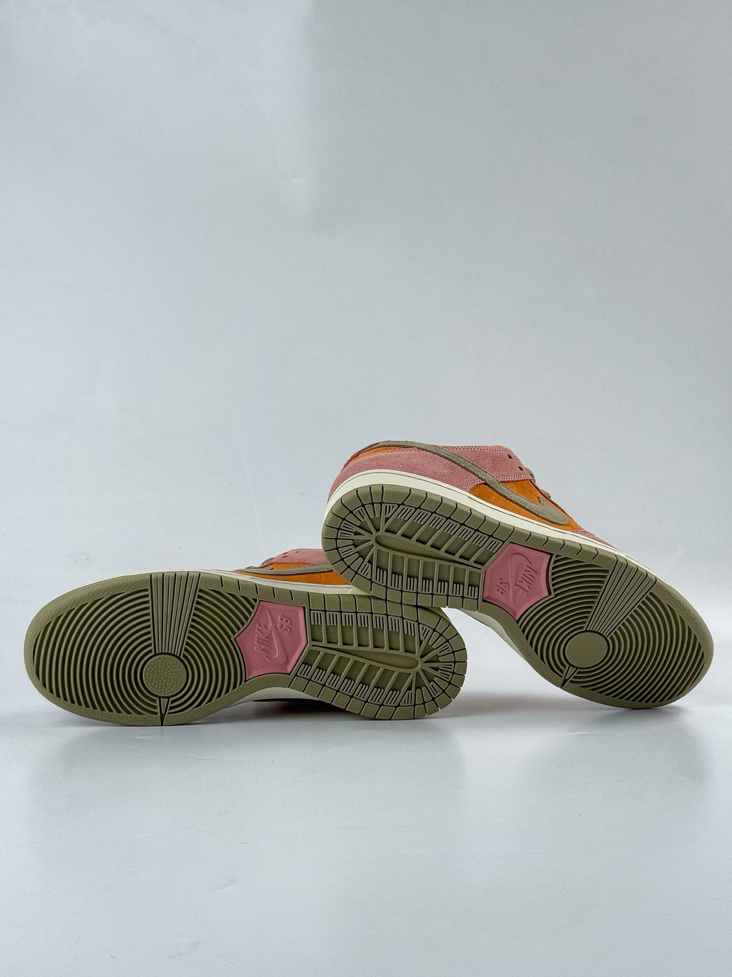 Nike SB Dunk Low PRO Red Stardust 绿红 HJ4135-600