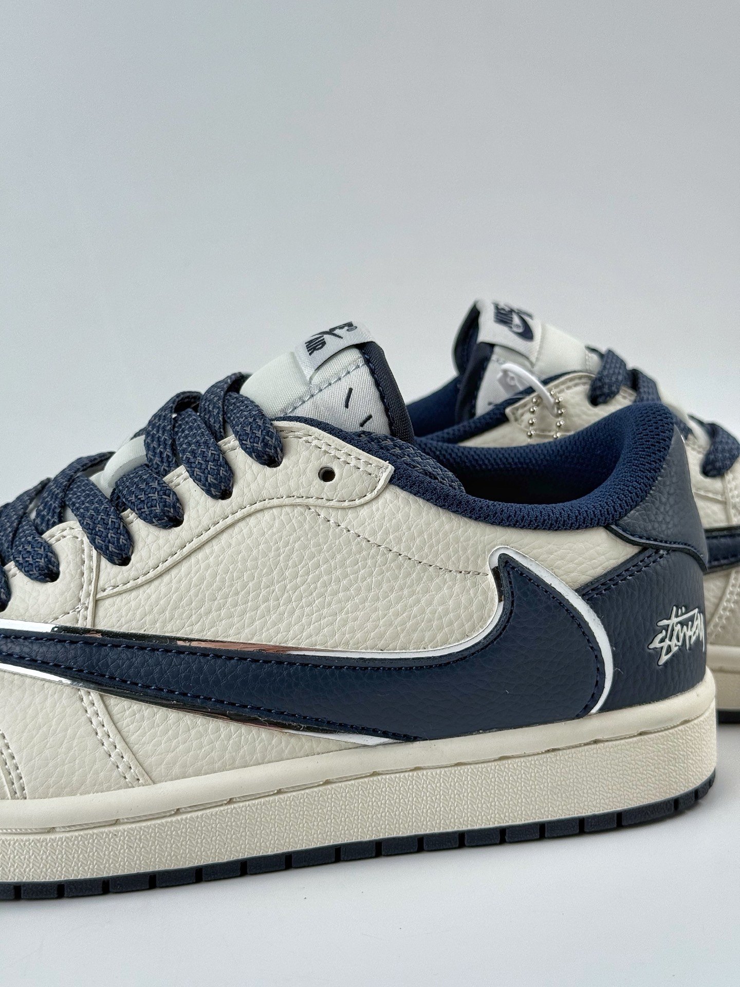 Travis Scott x Nike Air Jordan 1 Low x Stussy Air Jordan 1 Low 反转白蓝小勾满天星倒钩 ST5696-265